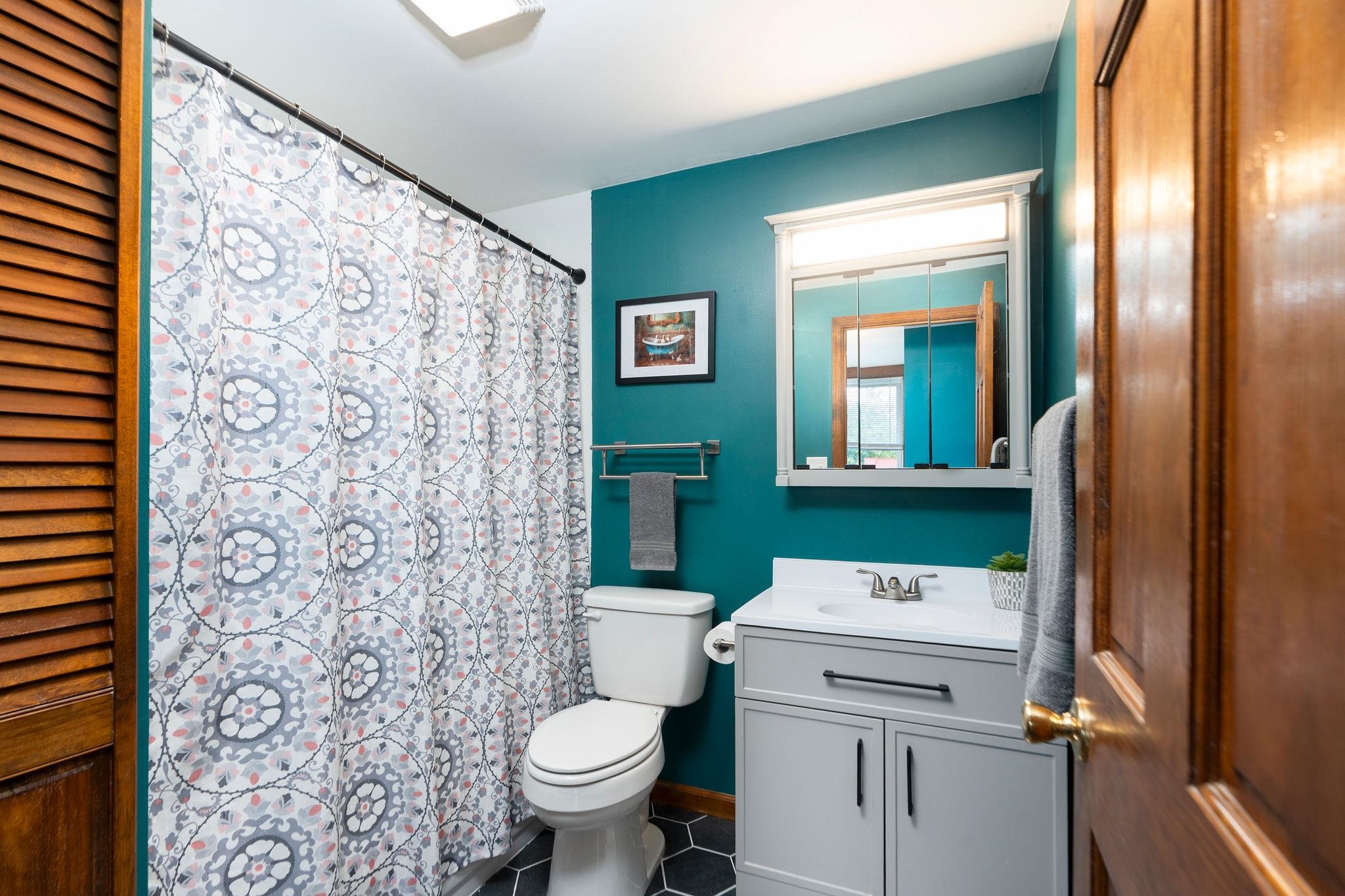429 BETSY BELL RD, STAUNTON, Virginia 24401, 4 Bedrooms Bedrooms, ,2 BathroomsBathrooms,Residential,429 BETSY BELL RD,676610 MLS # 676610