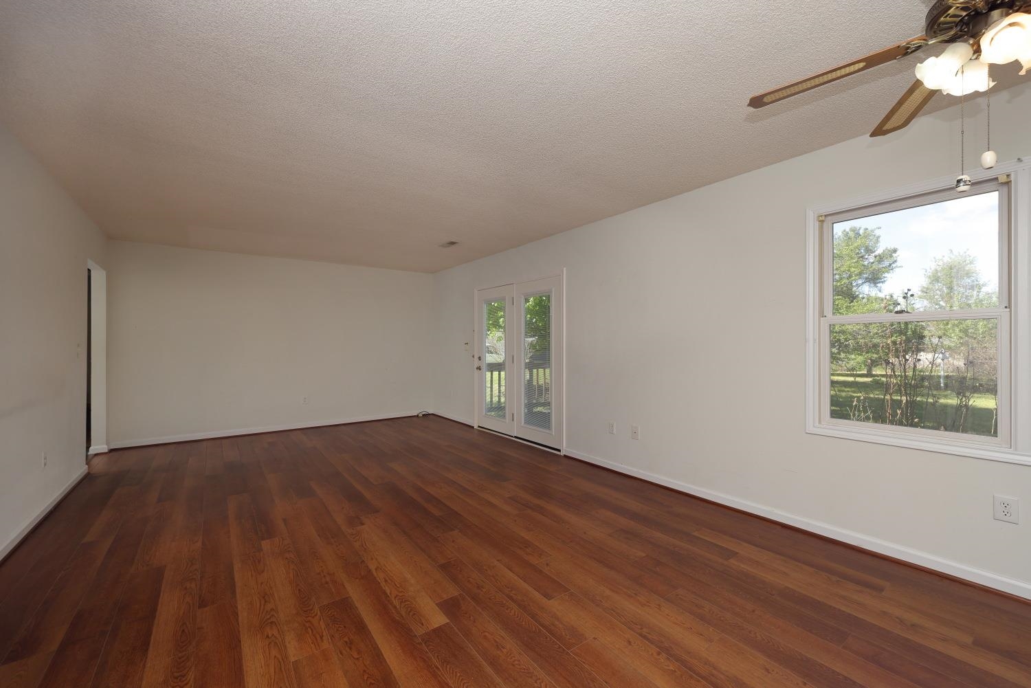 191 GRANDVIEW DR, WAYNESBORO, Virginia 22980, 3 Bedrooms Bedrooms, ,2 BathroomsBathrooms,Residential,191 GRANDVIEW DR,676612 MLS # 676612