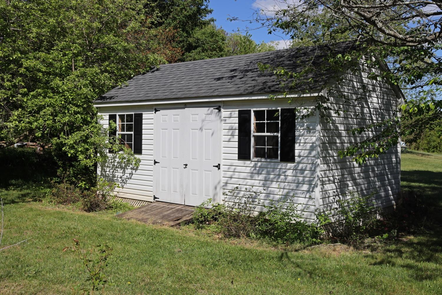 191 GRANDVIEW DR, WAYNESBORO, Virginia 22980, 3 Bedrooms Bedrooms, ,2 BathroomsBathrooms,Residential,191 GRANDVIEW DR,676612 MLS # 676612
