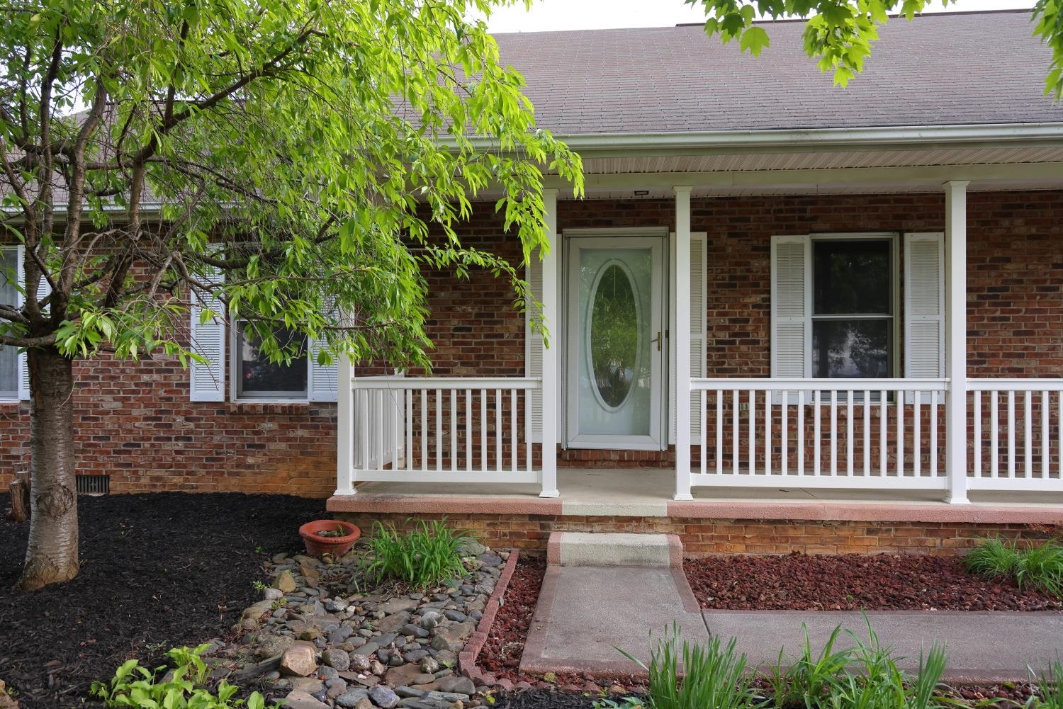 191 GRANDVIEW DR, WAYNESBORO, Virginia 22980, 3 Bedrooms Bedrooms, ,2 BathroomsBathrooms,Residential,191 GRANDVIEW DR,676612 MLS # 676612