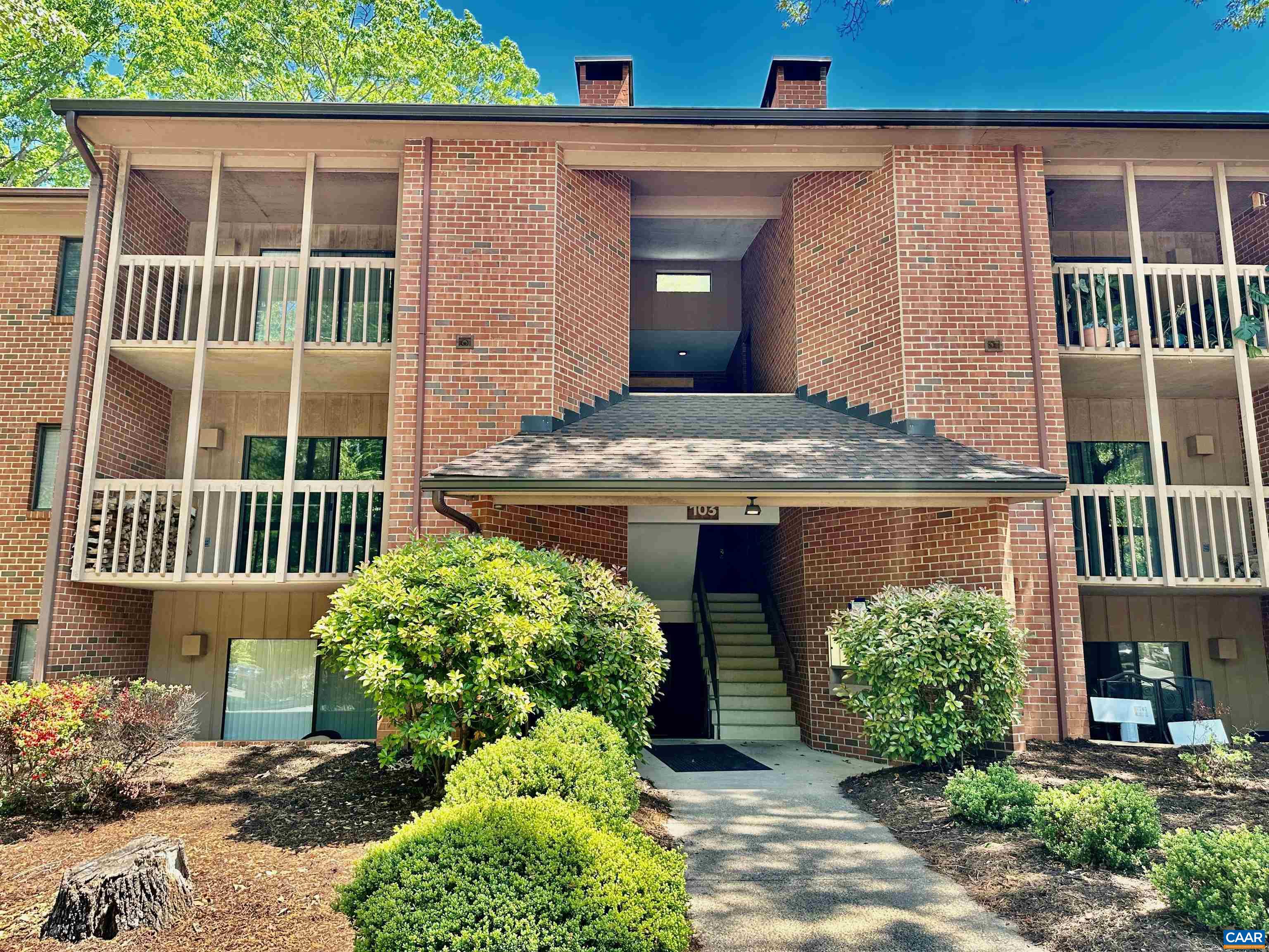 103 TURTLE CREEK RD, CHARLOTTESVILLE, Virginia 22901, 2 Bedrooms Bedrooms, ,2 BathroomsBathrooms,Residential,103 TURTLE CREEK RD,676613 MLS # 676613