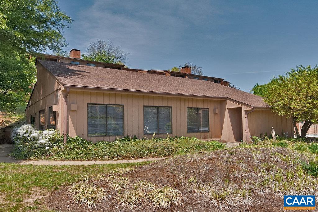 103 TURTLE CREEK RD, CHARLOTTESVILLE, Virginia 22901, 2 Bedrooms Bedrooms, ,2 BathroomsBathrooms,Residential,103 TURTLE CREEK RD,676613 MLS # 676613