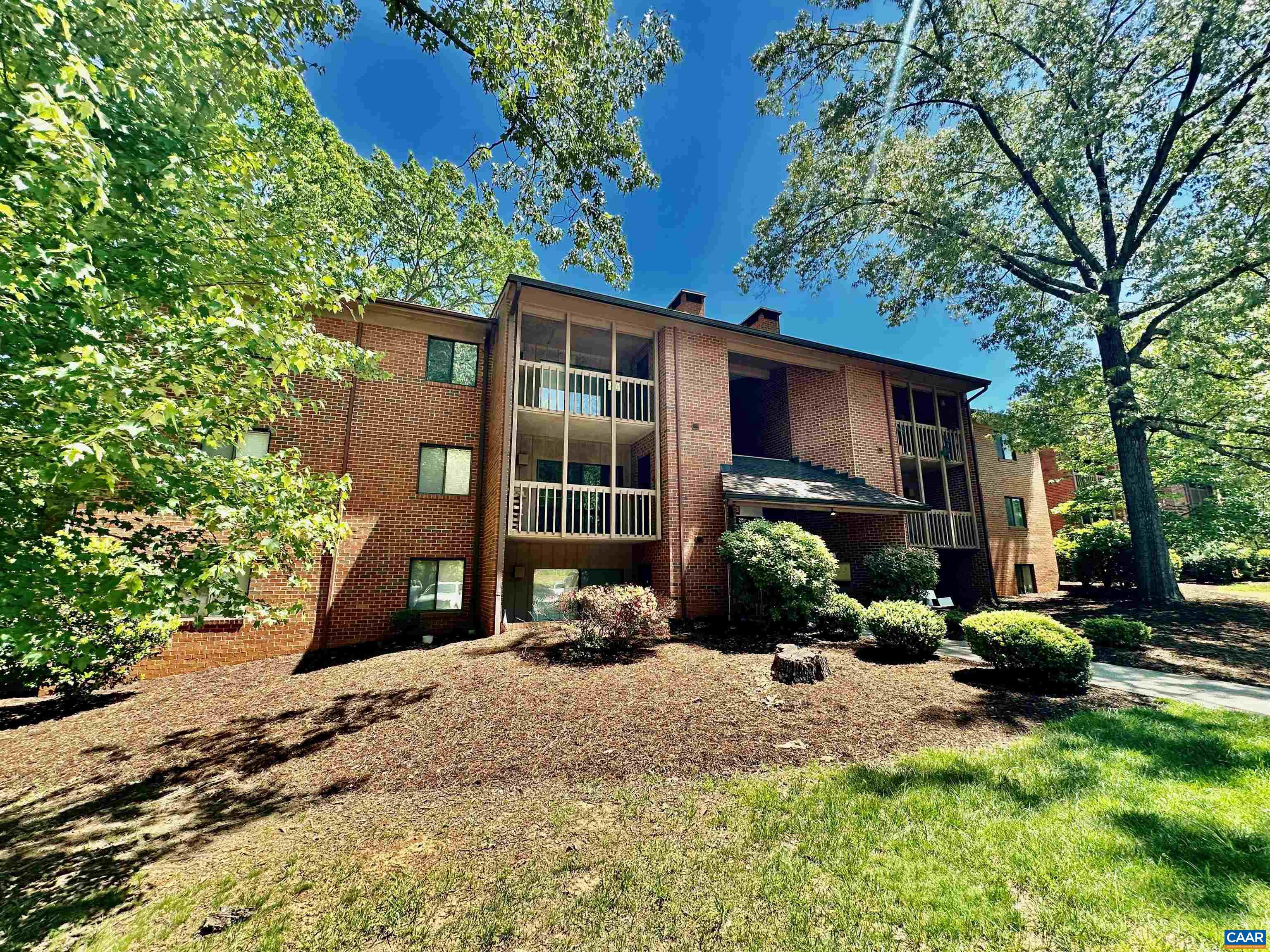 103 TURTLE CREEK RD, CHARLOTTESVILLE, Virginia 22901, 2 Bedrooms Bedrooms, ,2 BathroomsBathrooms,Residential,103 TURTLE CREEK RD,676613 MLS # 676613