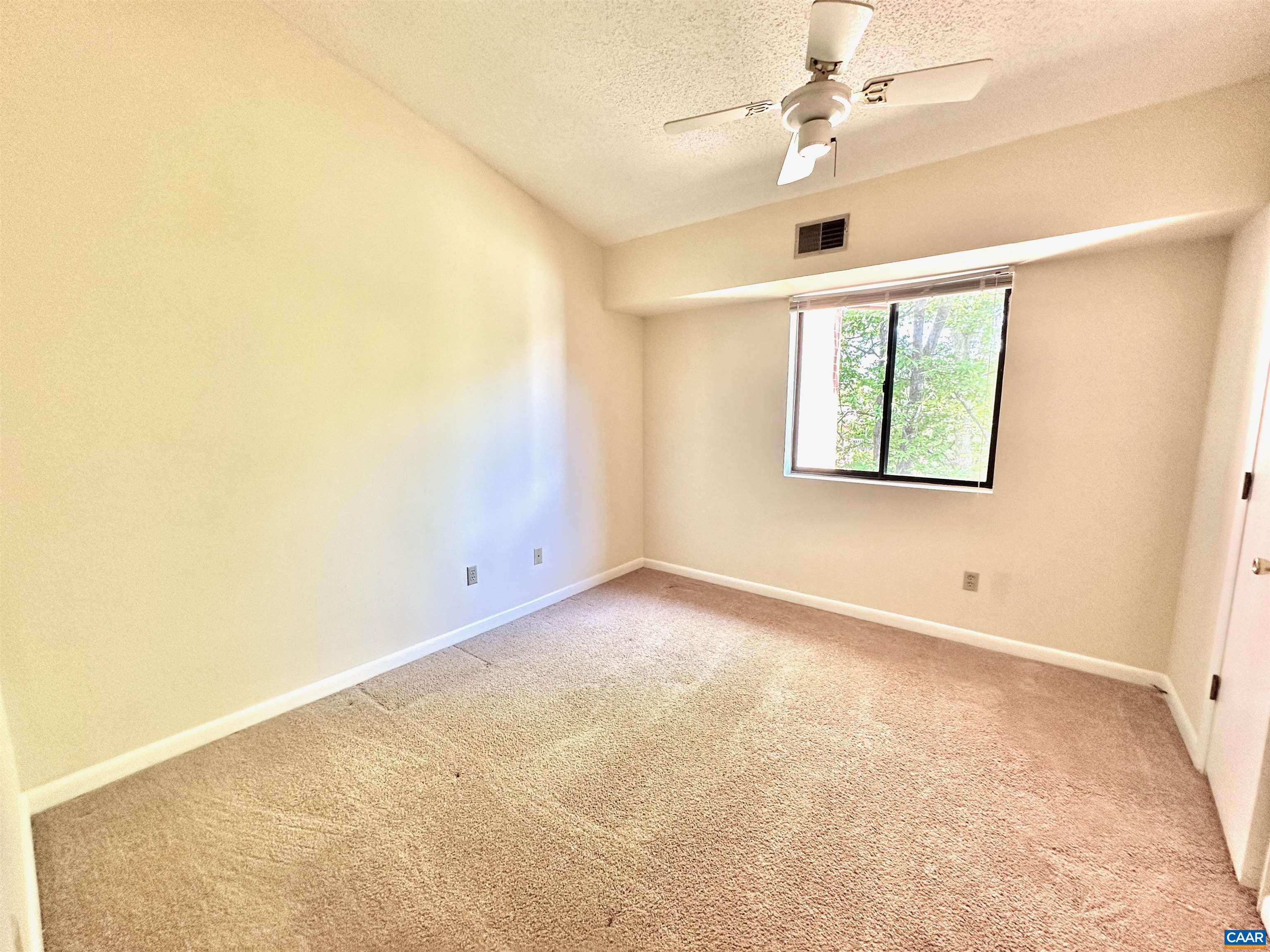 103 TURTLE CREEK RD, CHARLOTTESVILLE, Virginia 22901, 2 Bedrooms Bedrooms, ,2 BathroomsBathrooms,Residential,103 TURTLE CREEK RD,676613 MLS # 676613