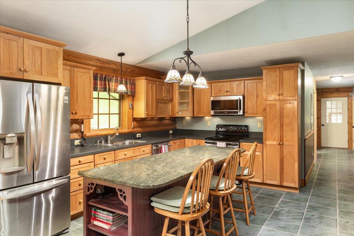 2025 KIBLER RD, QUICKSBURG, Virginia 22847, 3 Bedrooms Bedrooms, ,2 BathroomsBathrooms,Residential,2025 KIBLER RD,676614 MLS # 676614