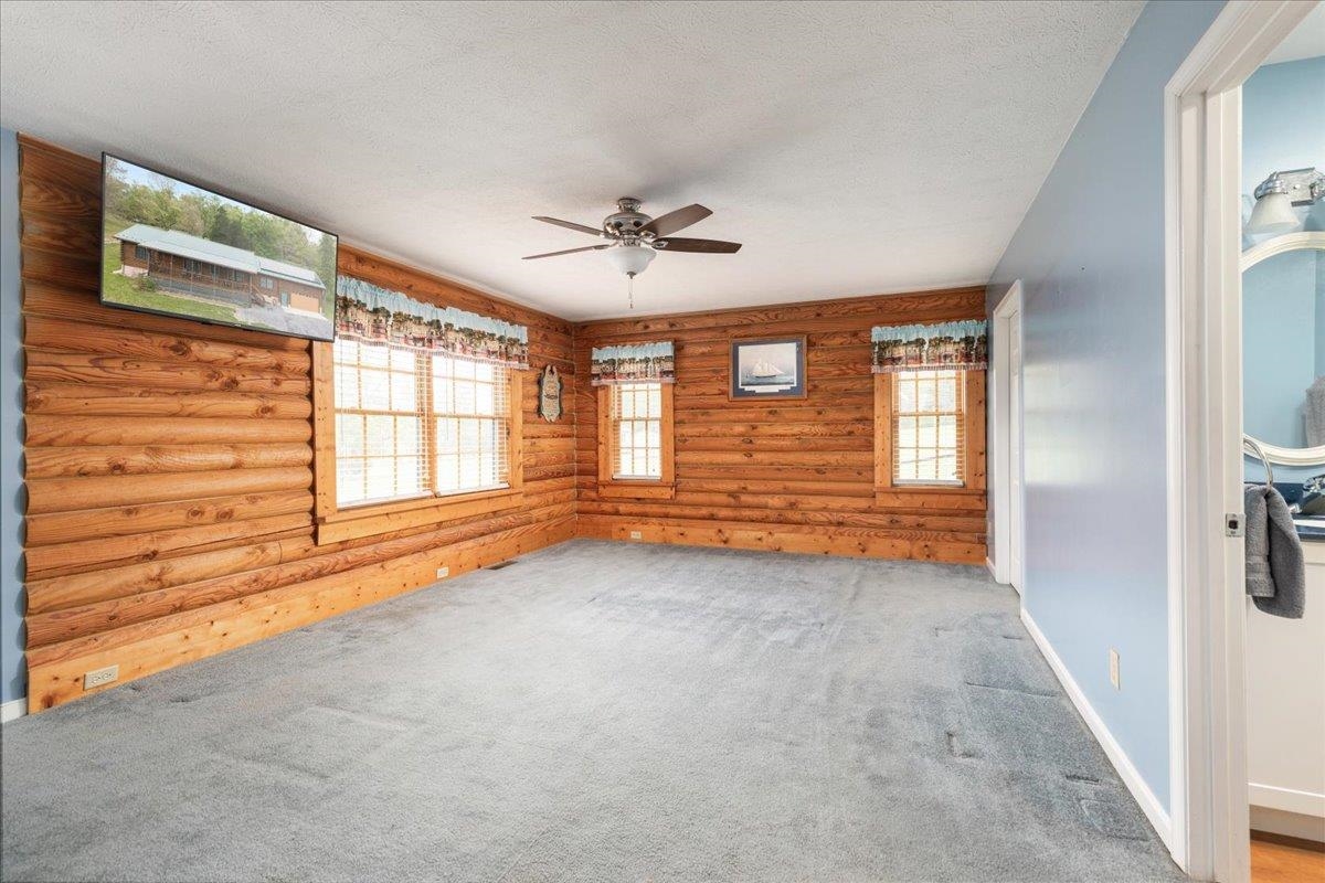 2025 KIBLER RD, QUICKSBURG, Virginia 22847, 3 Bedrooms Bedrooms, ,2 BathroomsBathrooms,Residential,2025 KIBLER RD,676614 MLS # 676614