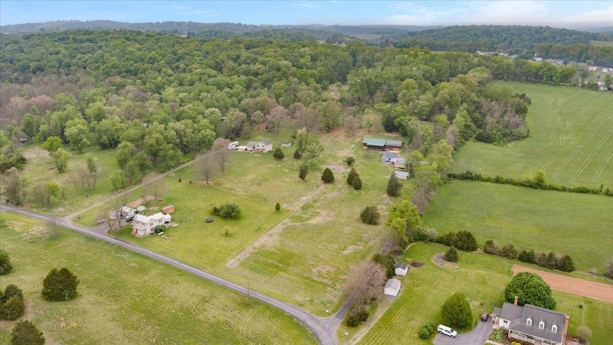 2025 KIBLER RD, QUICKSBURG, Virginia 22847, 3 Bedrooms Bedrooms, ,2 BathroomsBathrooms,Residential,2025 KIBLER RD,676614 MLS # 676614