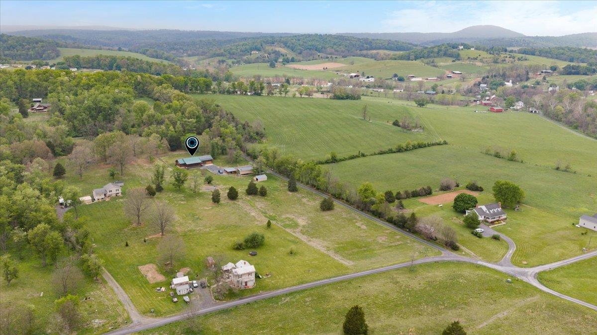 2025 KIBLER RD, QUICKSBURG, Virginia 22847, 3 Bedrooms Bedrooms, ,2 BathroomsBathrooms,Residential,2025 KIBLER RD,676614 MLS # 676614