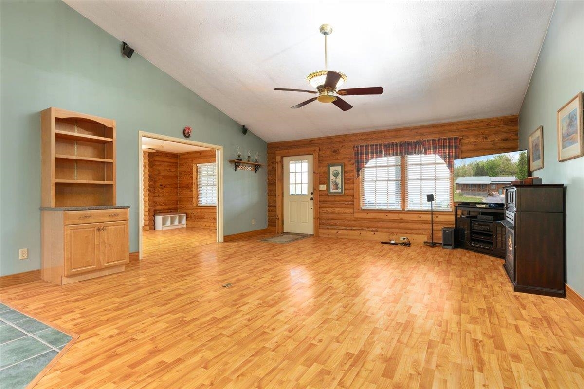 2025 KIBLER RD, QUICKSBURG, Virginia 22847, 3 Bedrooms Bedrooms, ,2 BathroomsBathrooms,Residential,2025 KIBLER RD,676614 MLS # 676614