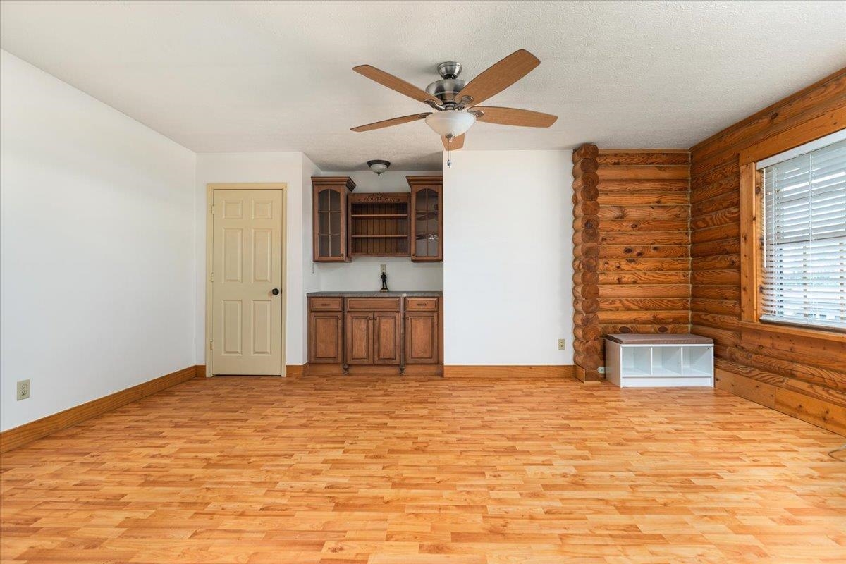 2025 KIBLER RD, QUICKSBURG, Virginia 22847, 3 Bedrooms Bedrooms, ,2 BathroomsBathrooms,Residential,2025 KIBLER RD,676614 MLS # 676614