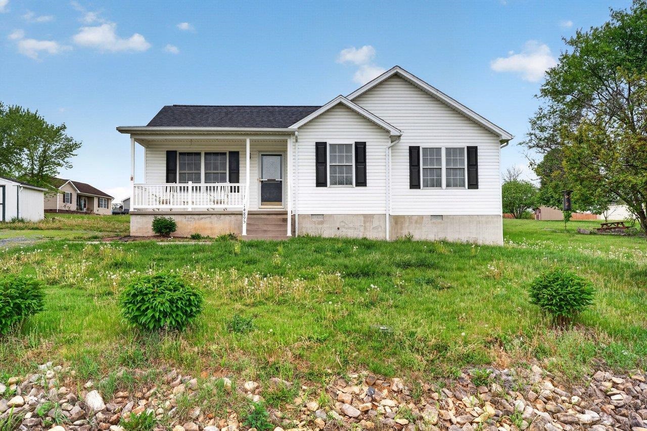14895 WOODCREEK LN, TIMBERVILLE, Virginia 22853, 3 Bedrooms Bedrooms, ,2 BathroomsBathrooms,Residential,14895 WOODCREEK LN,676615 MLS # 676615