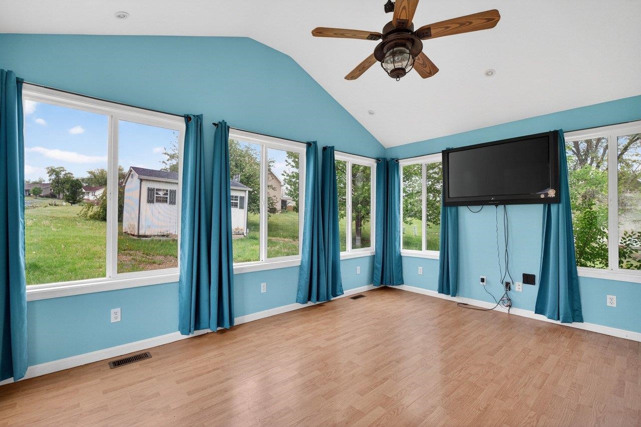 14895 WOODCREEK LN, TIMBERVILLE, Virginia 22853, 3 Bedrooms Bedrooms, ,2 BathroomsBathrooms,Residential,14895 WOODCREEK LN,676615 MLS # 676615