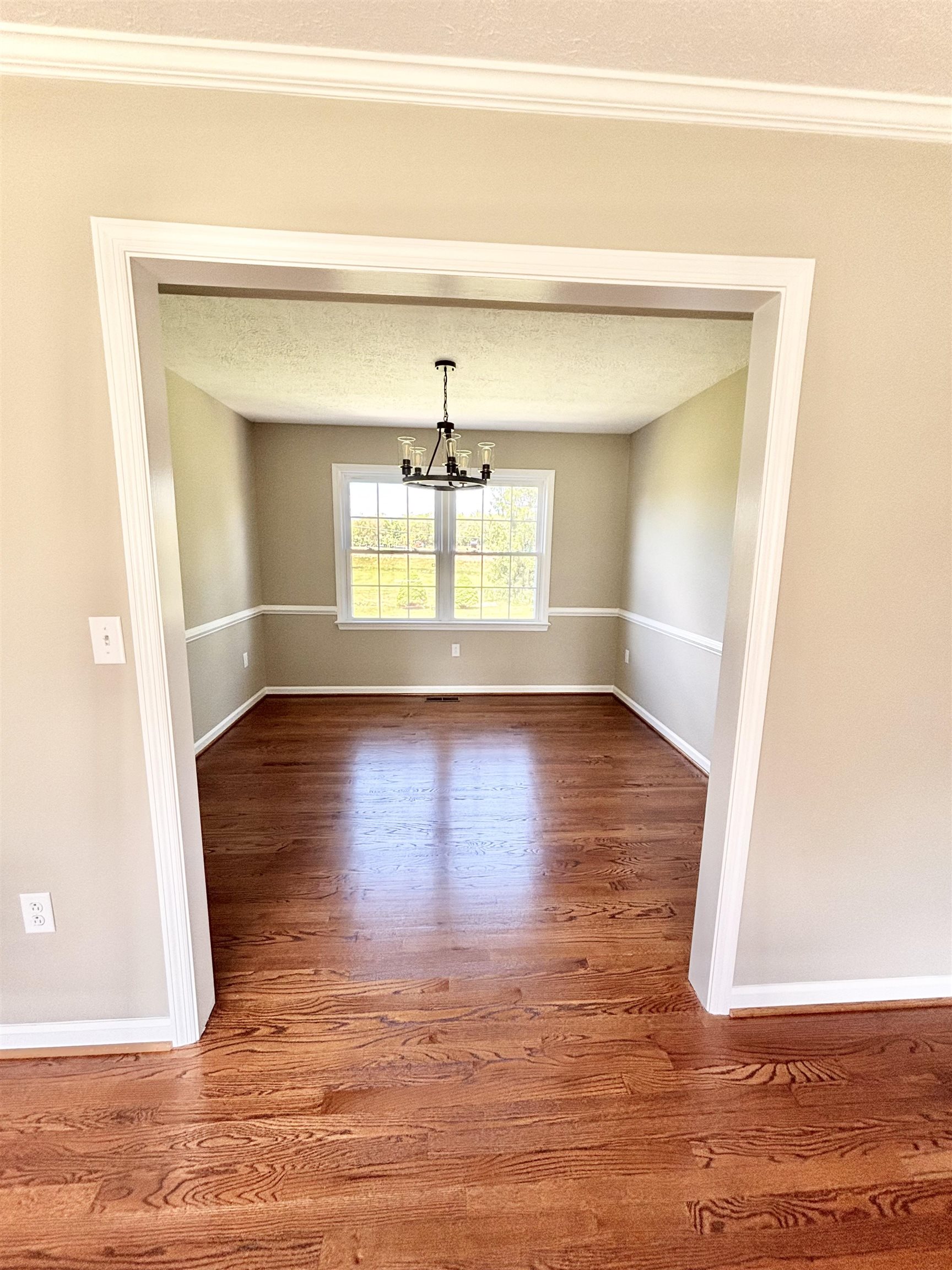 612 SUMTER RD, WAYNESBORO, Virginia 22980, 3 Bedrooms Bedrooms, ,2 BathroomsBathrooms,Residential,Kevin H. Lacey,612 SUMTER RD,676618 MLS # 676618