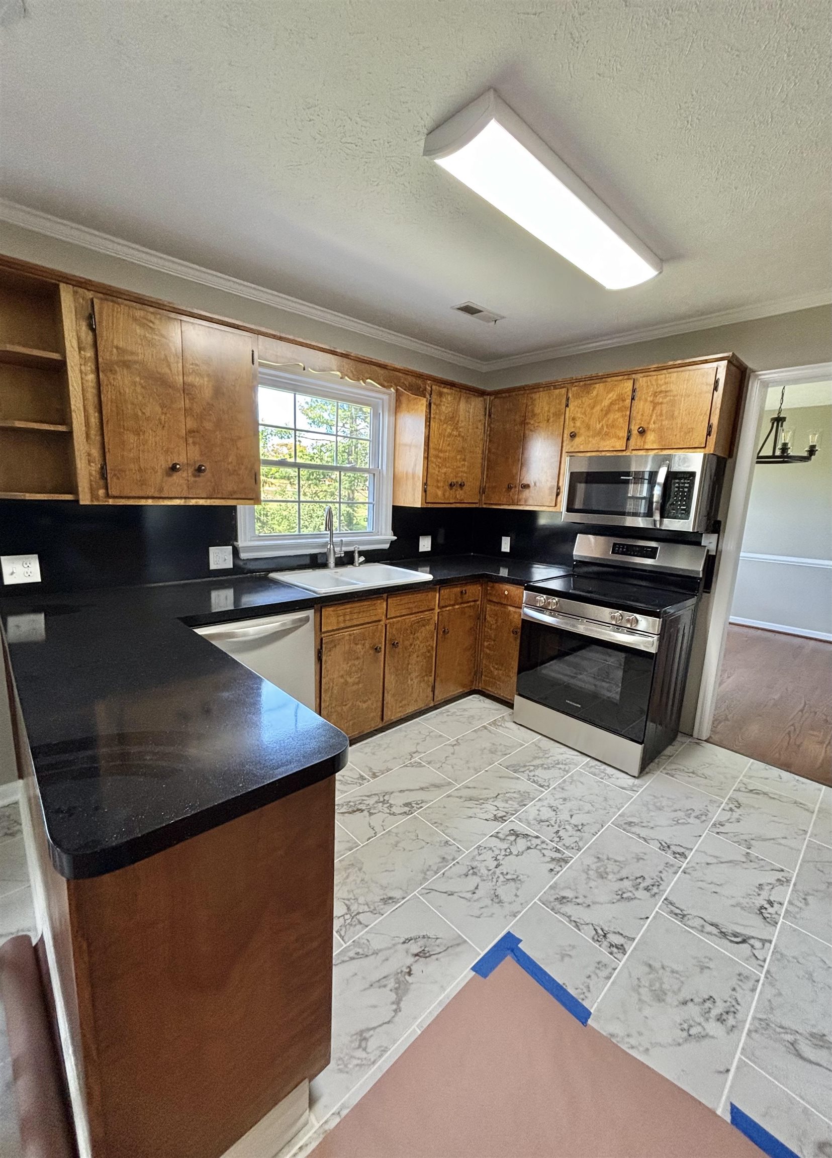 612 SUMTER RD, WAYNESBORO, Virginia 22980, 3 Bedrooms Bedrooms, ,2 BathroomsBathrooms,Residential,Kevin H. Lacey,612 SUMTER RD,676618 MLS # 676618