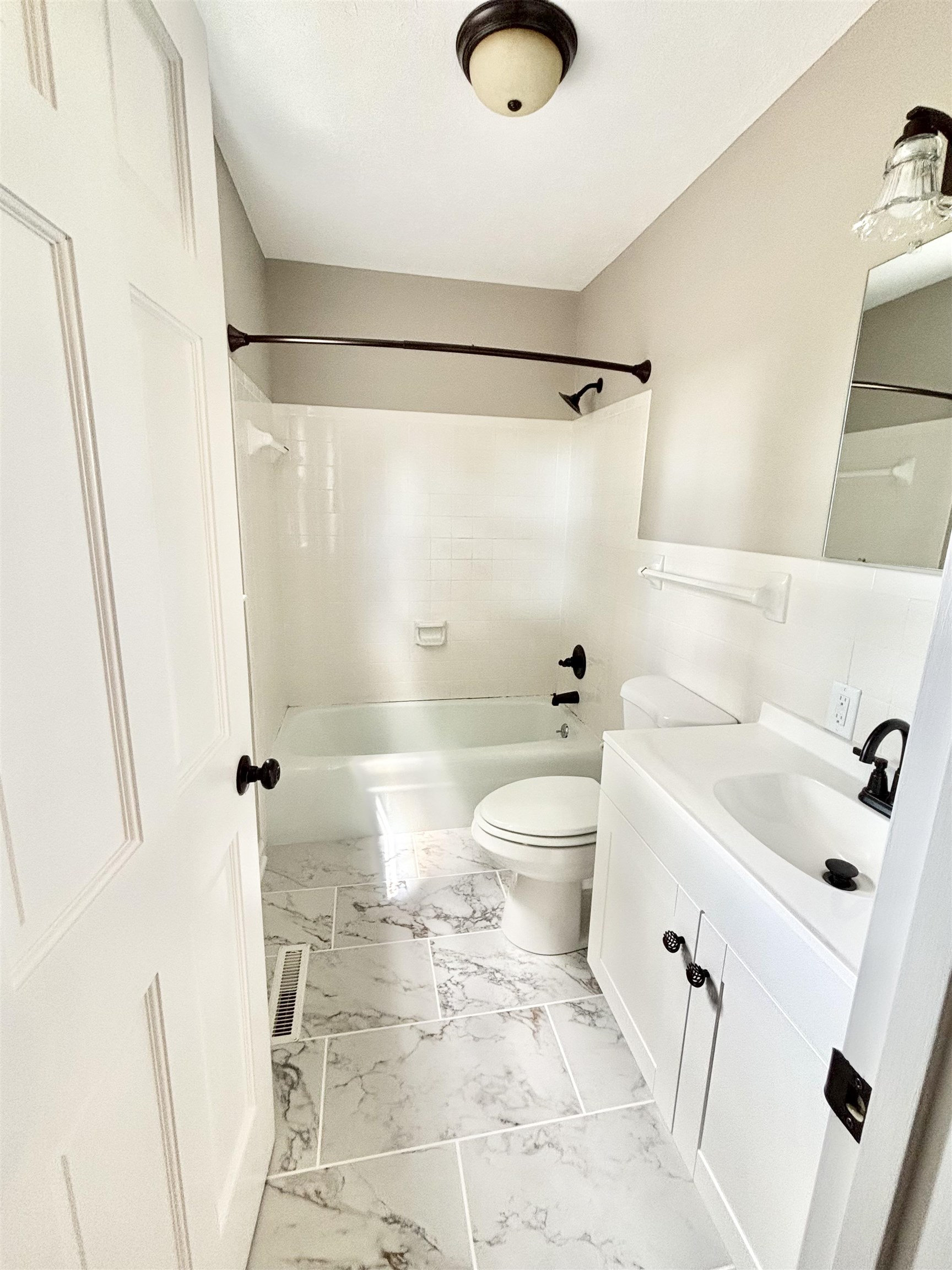 612 SUMTER RD, WAYNESBORO, Virginia 22980, 3 Bedrooms Bedrooms, ,2 BathroomsBathrooms,Residential,Kevin H. Lacey,612 SUMTER RD,676618 MLS # 676618