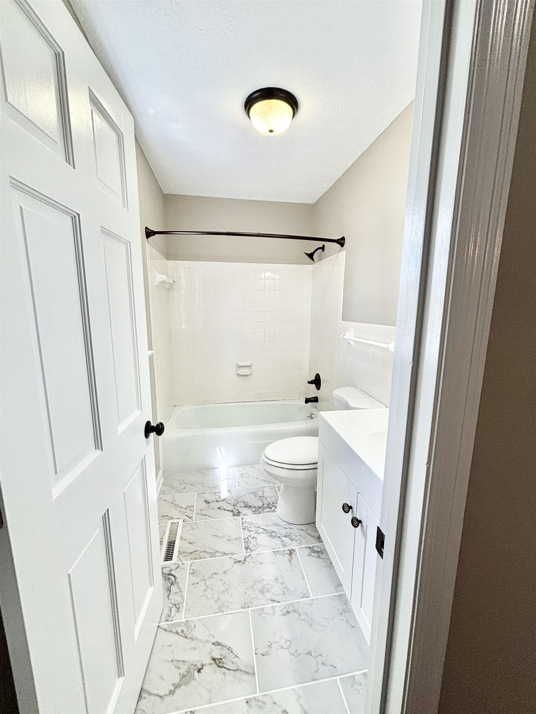 612 SUMTER RD, WAYNESBORO, Virginia 22980, 3 Bedrooms Bedrooms, ,2 BathroomsBathrooms,Residential,Kevin H. Lacey,612 SUMTER RD,676618 MLS # 676618