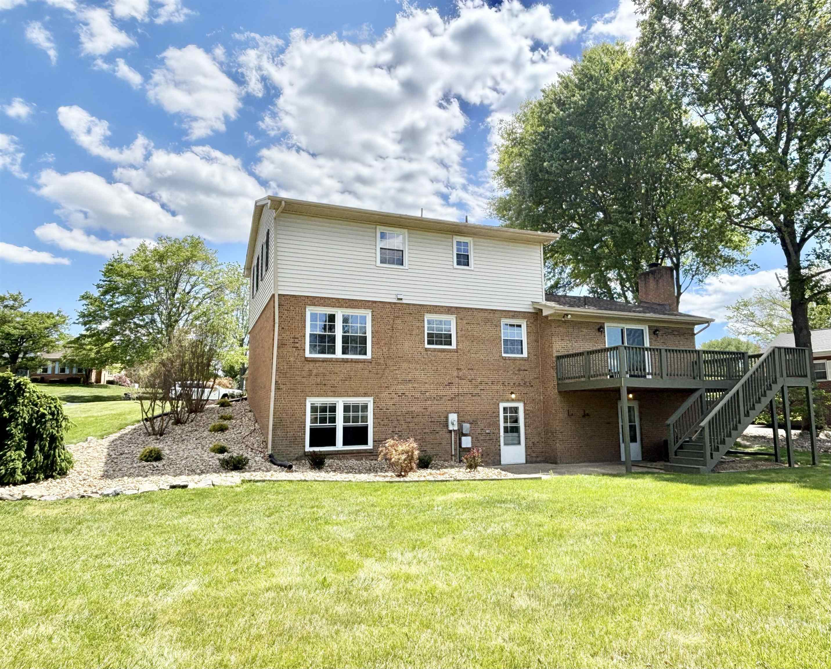 612 SUMTER RD, WAYNESBORO, Virginia 22980, 3 Bedrooms Bedrooms, ,2 BathroomsBathrooms,Residential,Kevin H. Lacey,612 SUMTER RD,676618 MLS # 676618