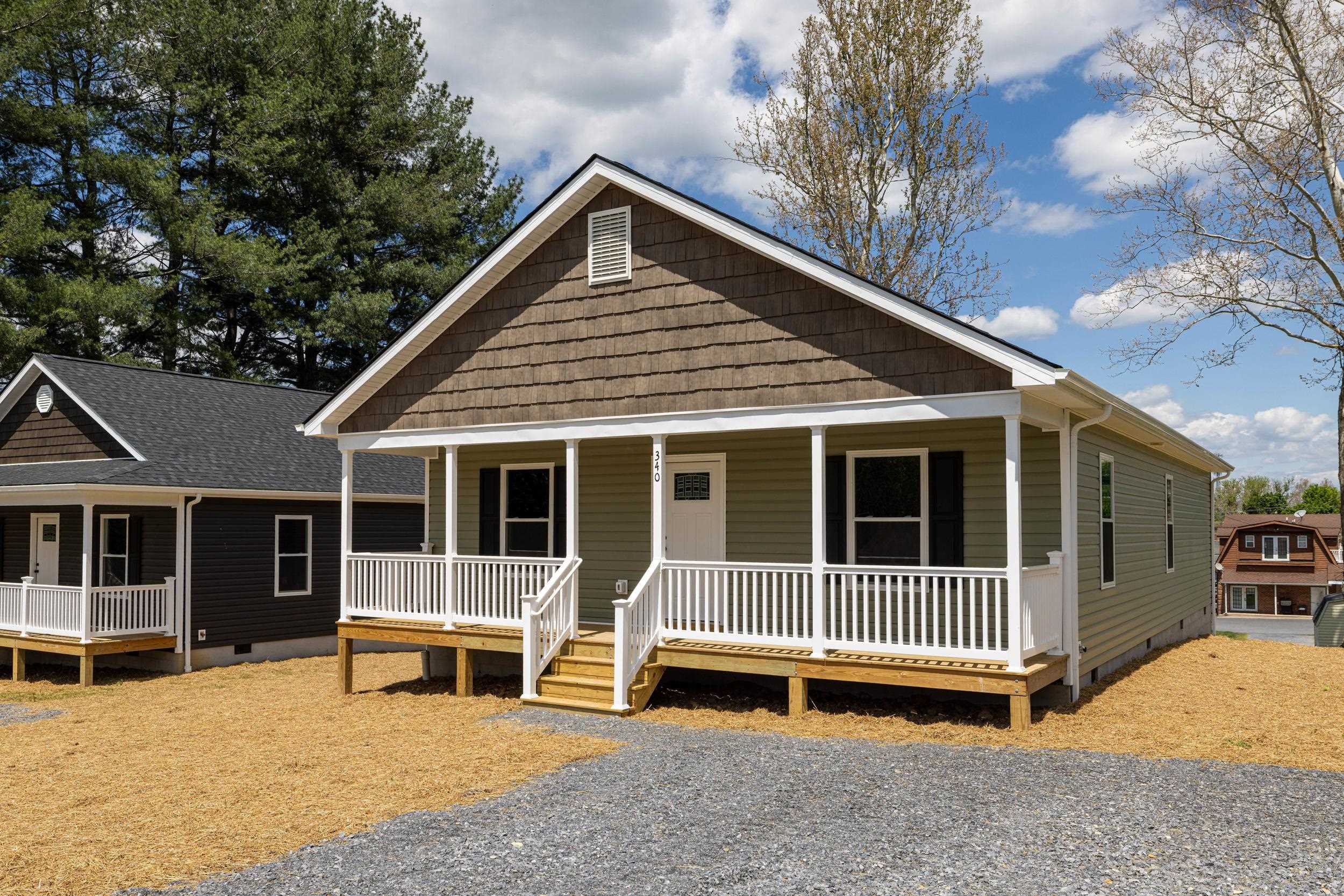 340 W FAIRFAX AVE, ELKTON, Virginia 22827, 3 Bedrooms Bedrooms, ,2 BathroomsBathrooms,Residential,340 W FAIRFAX AVE,676620 MLS # 676620