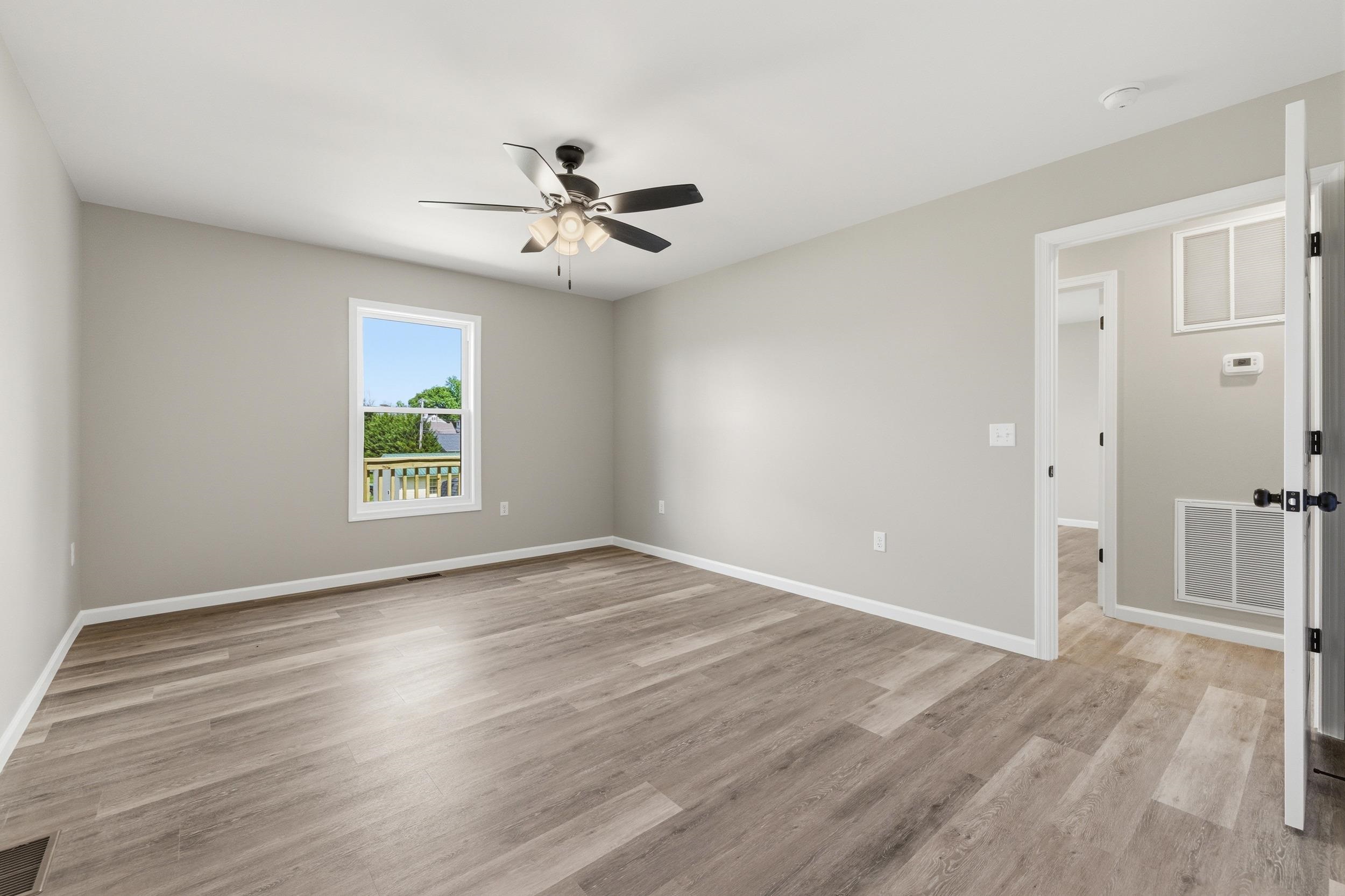 340 W FAIRFAX AVE, ELKTON, Virginia 22827, 3 Bedrooms Bedrooms, ,2 BathroomsBathrooms,Residential,340 W FAIRFAX AVE,676620 MLS # 676620