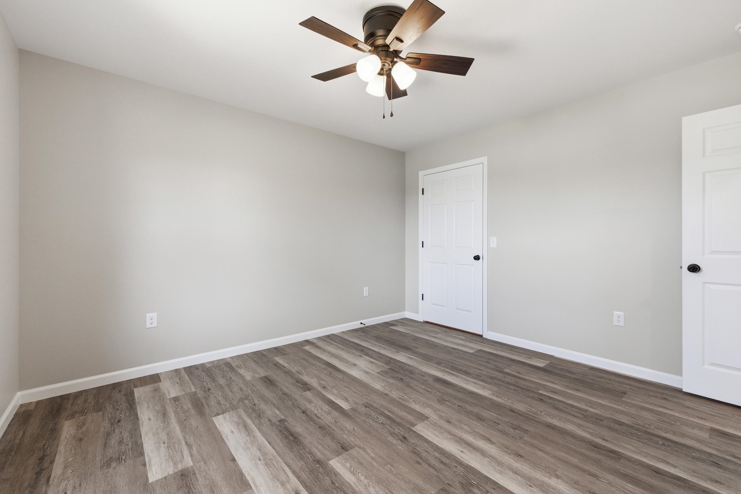 340 W FAIRFAX AVE, ELKTON, Virginia 22827, 3 Bedrooms Bedrooms, ,2 BathroomsBathrooms,Residential,340 W FAIRFAX AVE,676620 MLS # 676620
