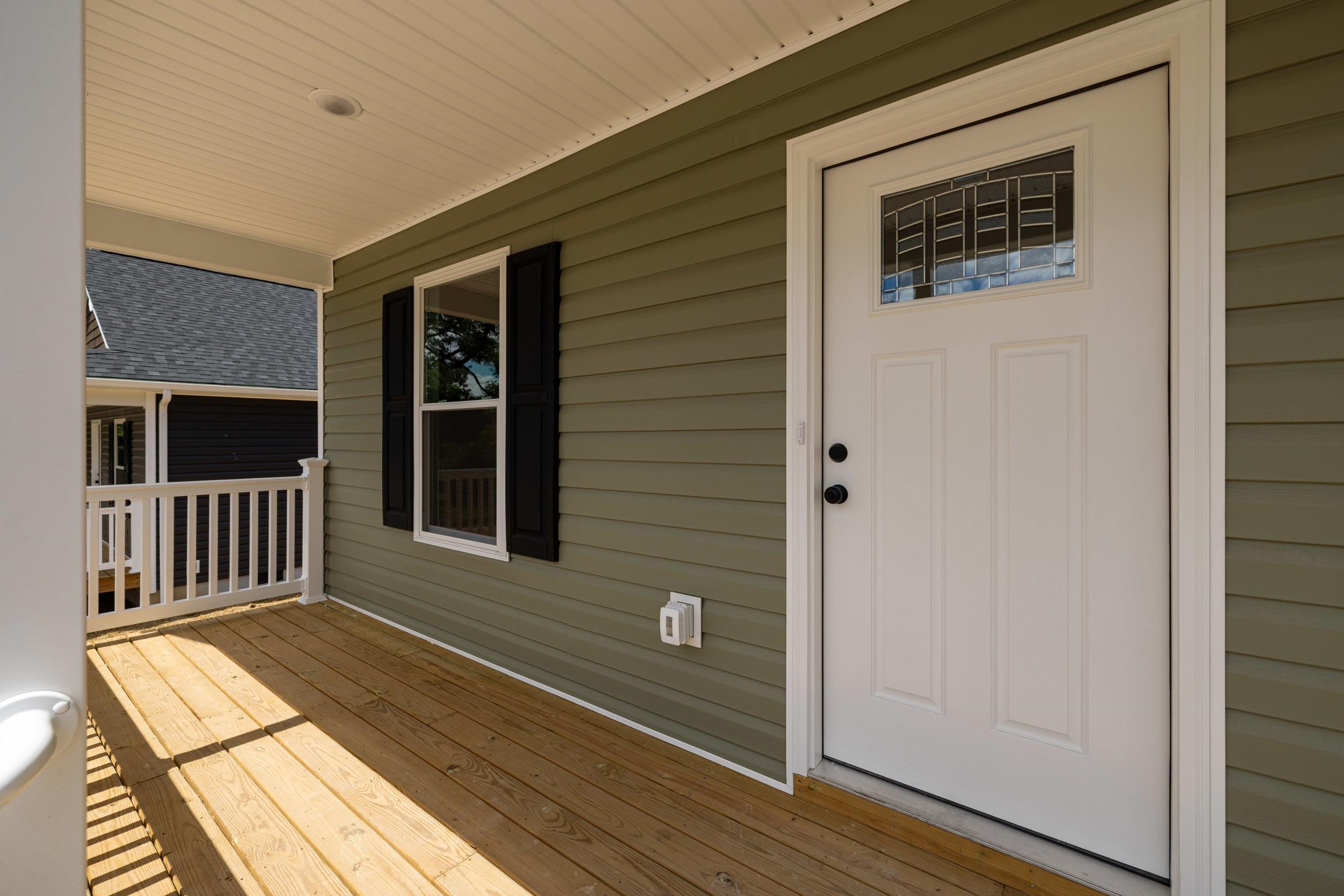 340 W FAIRFAX AVE, ELKTON, Virginia 22827, 3 Bedrooms Bedrooms, ,2 BathroomsBathrooms,Residential,340 W FAIRFAX AVE,676620 MLS # 676620