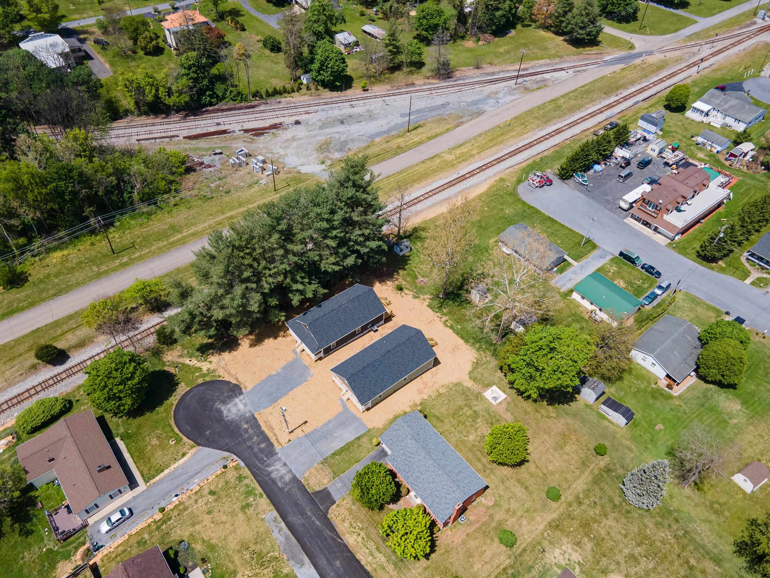 340 W FAIRFAX AVE, ELKTON, Virginia 22827, 3 Bedrooms Bedrooms, ,2 BathroomsBathrooms,Residential,340 W FAIRFAX AVE,676620 MLS # 676620