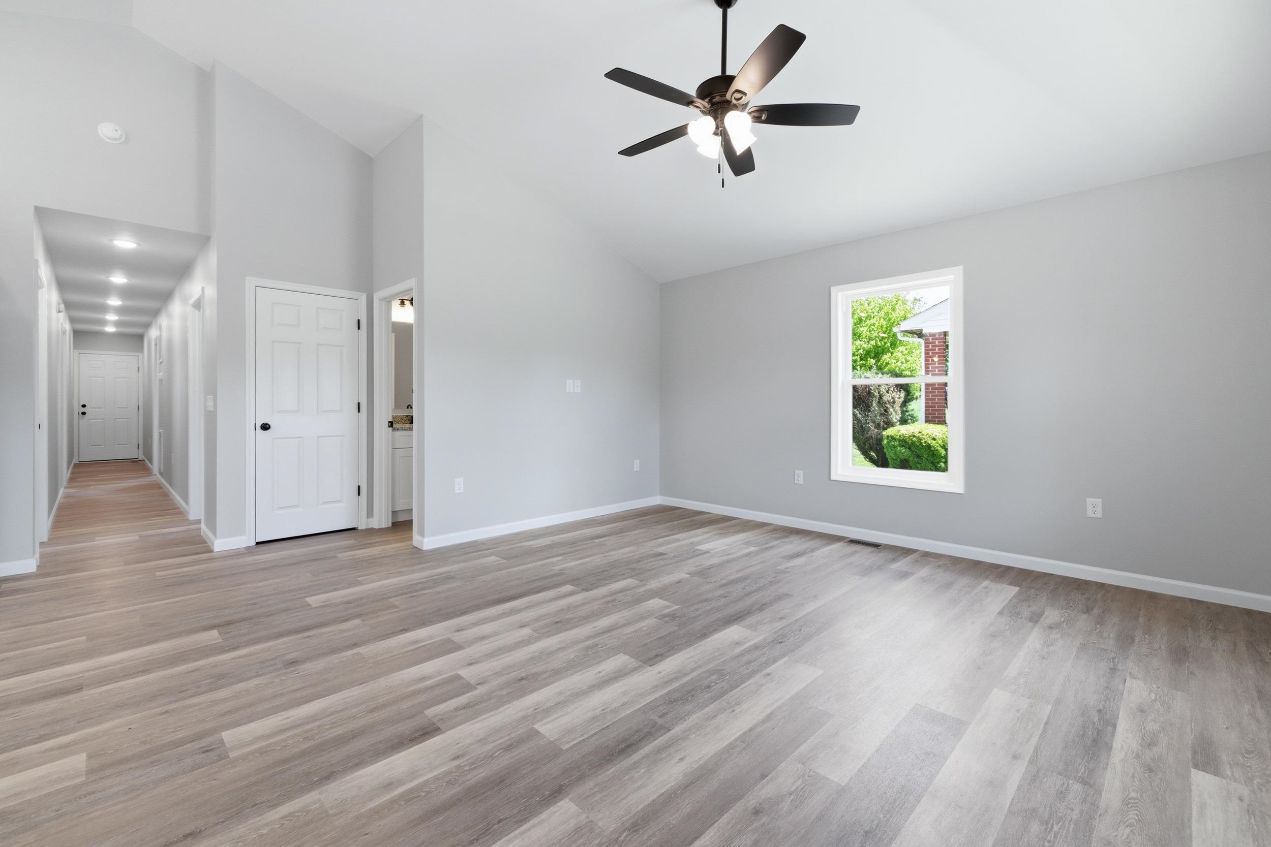342 W FAIRFAX AVE, ELKTON, Virginia 22827, 3 Bedrooms Bedrooms, ,2 BathroomsBathrooms,Residential,342 W FAIRFAX AVE,676621 MLS # 676621