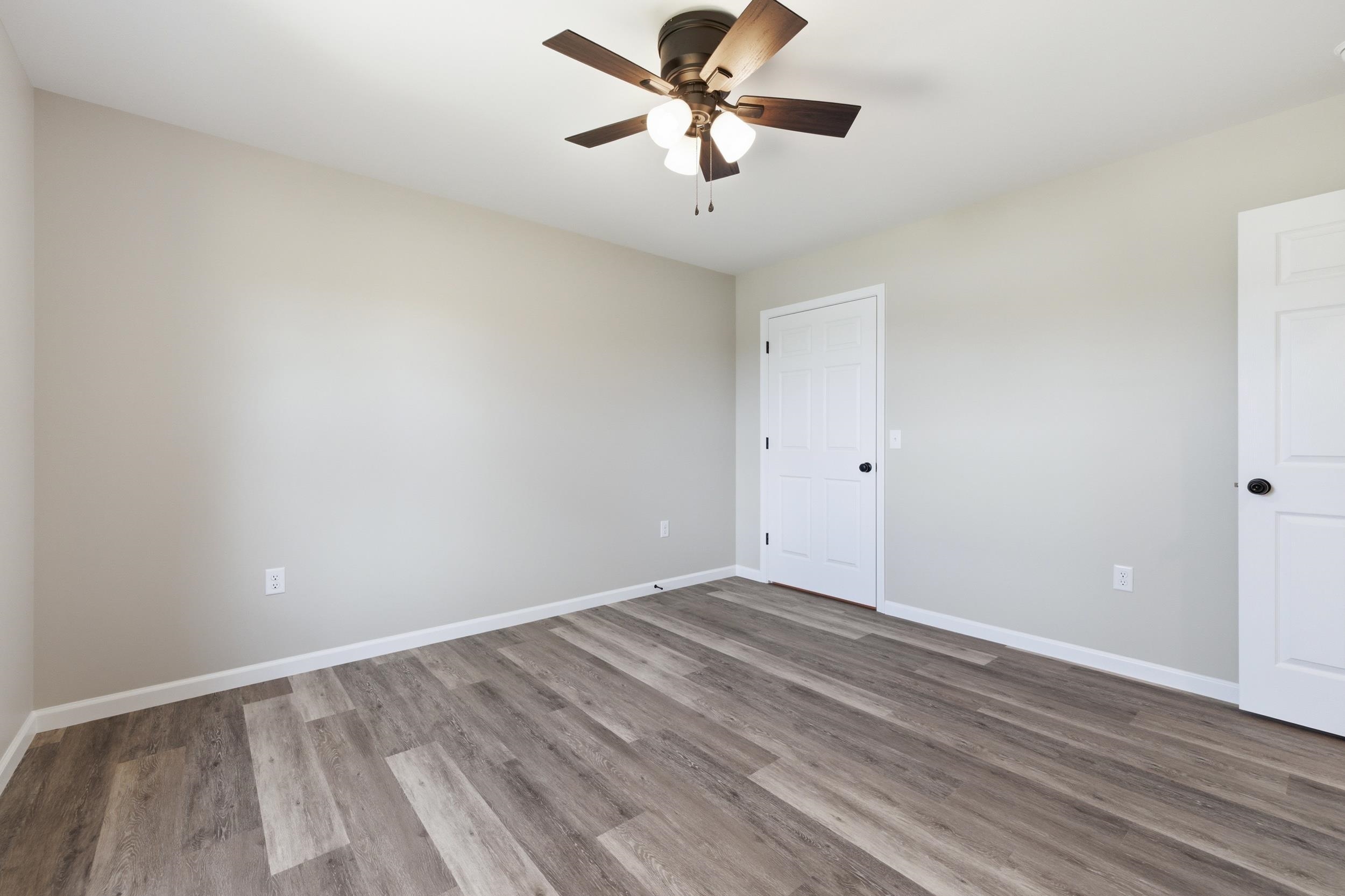 342 W FAIRFAX AVE, ELKTON, Virginia 22827, 3 Bedrooms Bedrooms, ,2 BathroomsBathrooms,Residential,342 W FAIRFAX AVE,676621 MLS # 676621