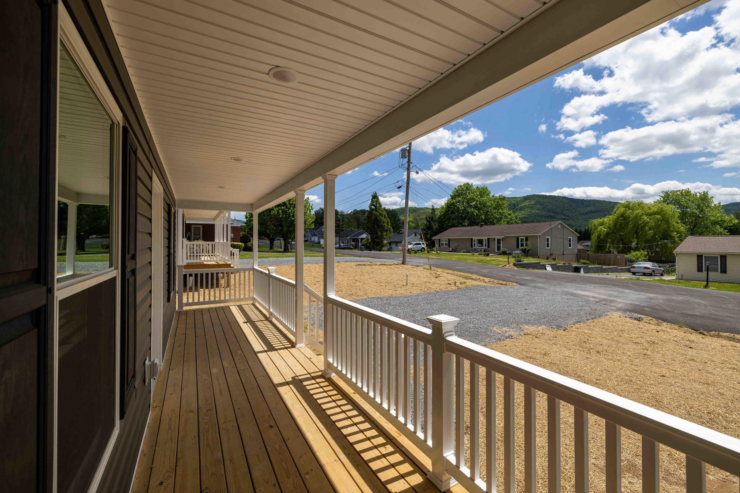 342 W FAIRFAX AVE, ELKTON, Virginia 22827, 3 Bedrooms Bedrooms, ,2 BathroomsBathrooms,Residential,342 W FAIRFAX AVE,676621 MLS # 676621