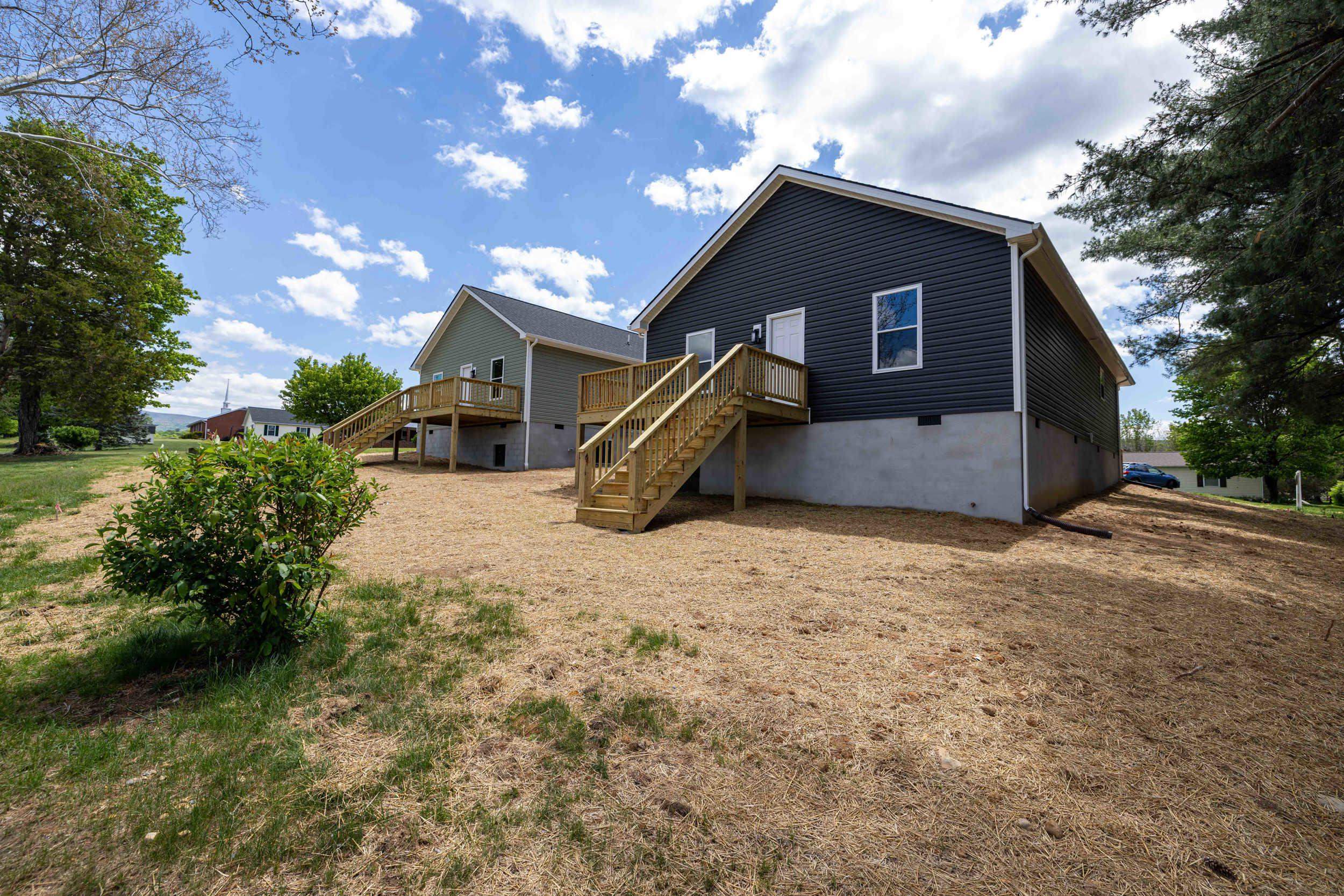 342 W FAIRFAX AVE, ELKTON, Virginia 22827, 3 Bedrooms Bedrooms, ,2 BathroomsBathrooms,Residential,342 W FAIRFAX AVE,676621 MLS # 676621