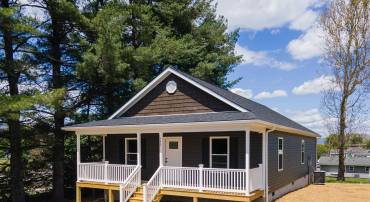 342 W FAIRFAX AVE, ELKTON, Virginia 22827, 3 Bedrooms Bedrooms, ,2 BathroomsBathrooms,Residential,342 W FAIRFAX AVE,676621 MLS # 676621