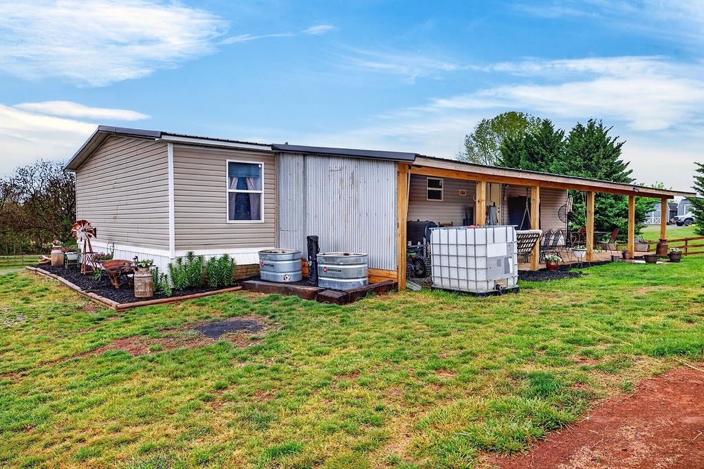 70 MIDDLE LANE RD, GROTTOES, Virginia 24441, 3 Bedrooms Bedrooms, ,2 BathroomsBathrooms,Residential,70 MIDDLE LANE RD,676622 MLS # 676622