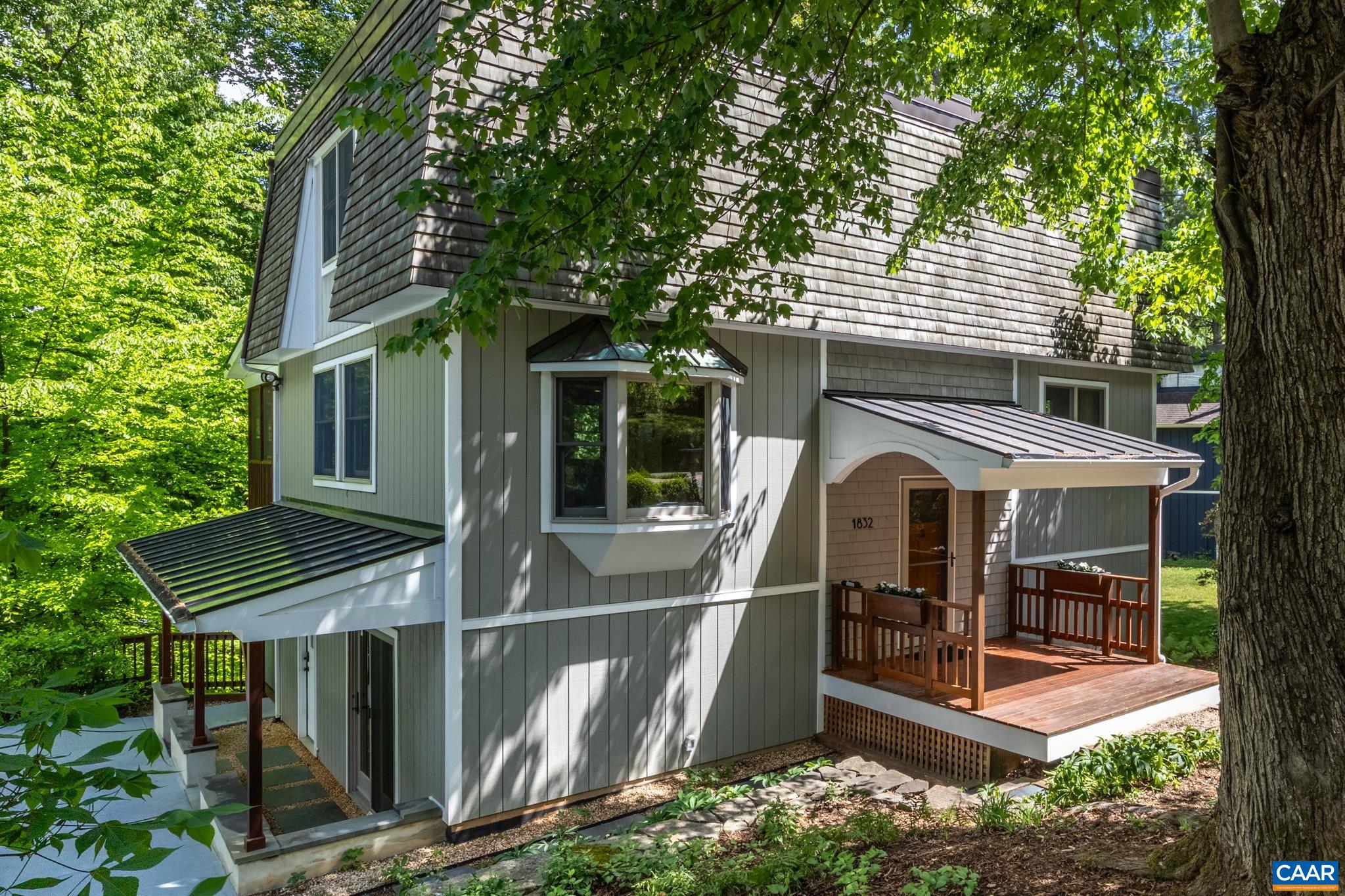 1832 YORKTOWN DR, CHARLOTTESVILLE, Virginia 22901, 4 Bedrooms Bedrooms, ,2 BathroomsBathrooms,Residential,1832 YORKTOWN DR,676624 MLS # 676624