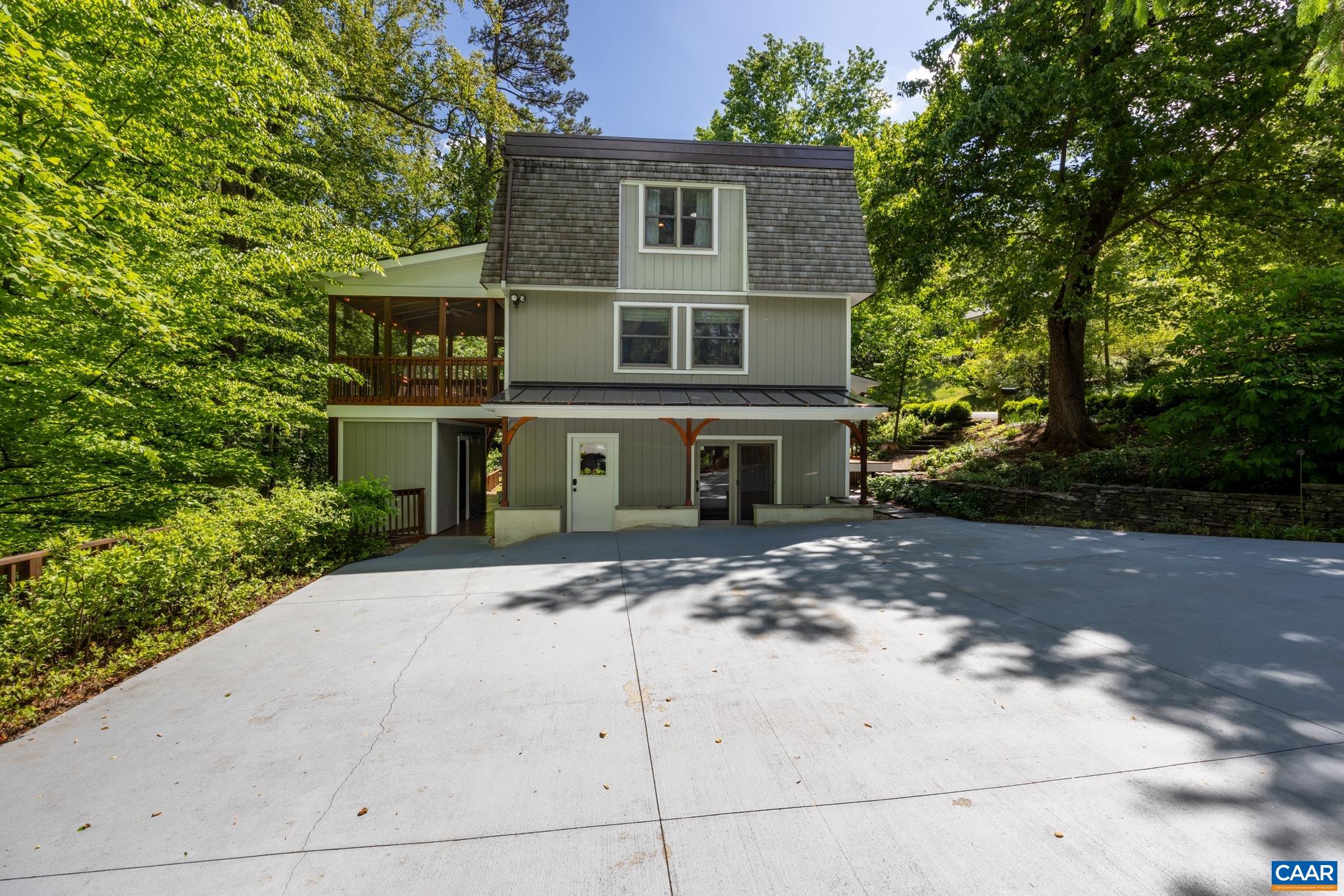 1832 YORKTOWN DR, CHARLOTTESVILLE, Virginia 22901, 4 Bedrooms Bedrooms, ,2 BathroomsBathrooms,Residential,1832 YORKTOWN DR,676624 MLS # 676624