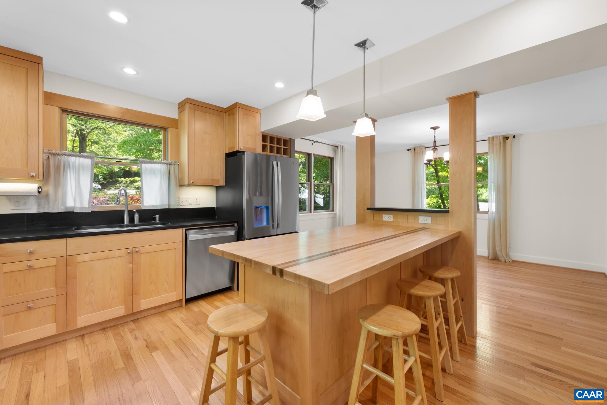 1832 YORKTOWN DR, CHARLOTTESVILLE, Virginia 22901, 4 Bedrooms Bedrooms, ,2 BathroomsBathrooms,Residential,1832 YORKTOWN DR,676624 MLS # 676624