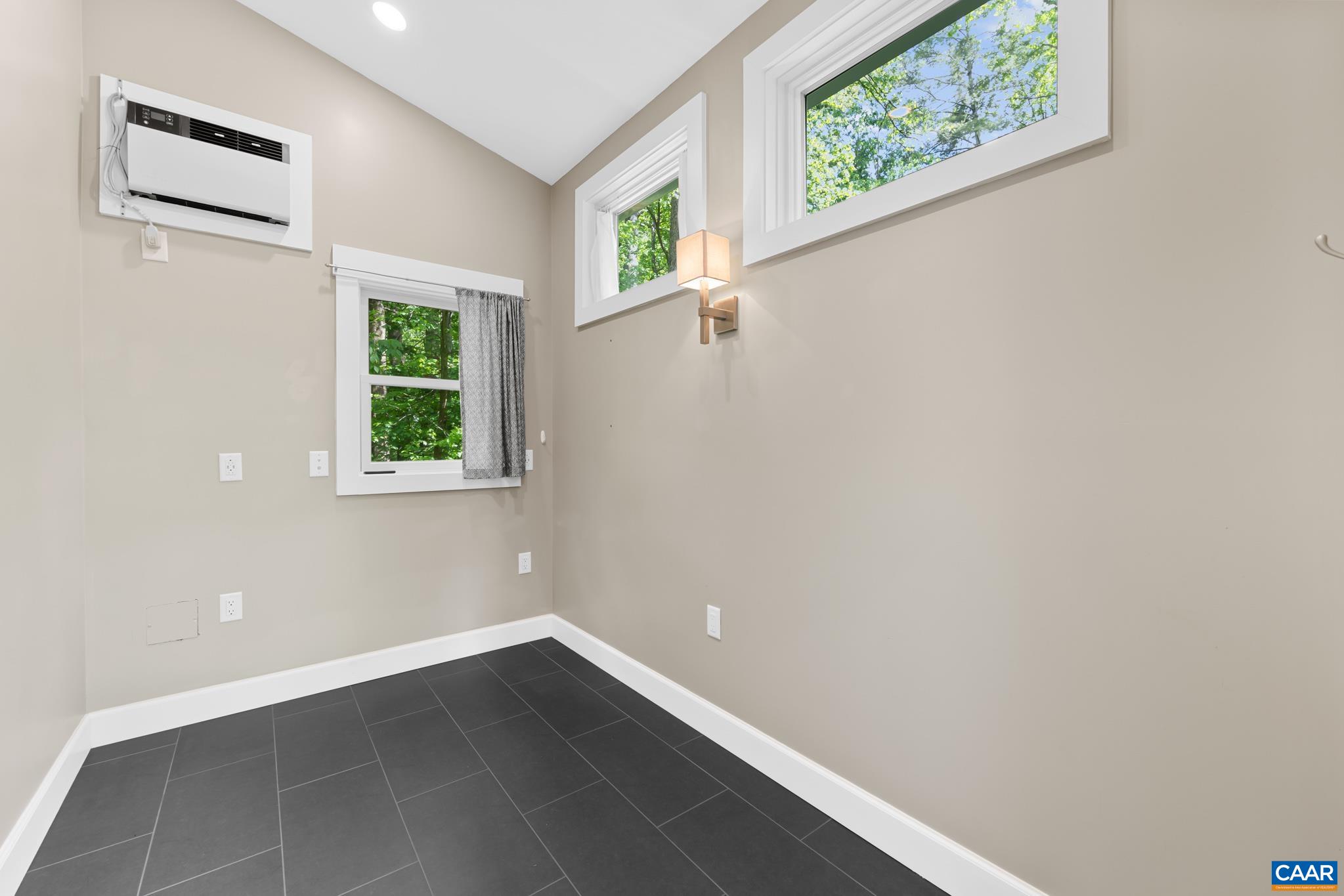 1832 YORKTOWN DR, CHARLOTTESVILLE, Virginia 22901, 4 Bedrooms Bedrooms, ,2 BathroomsBathrooms,Residential,1832 YORKTOWN DR,676624 MLS # 676624