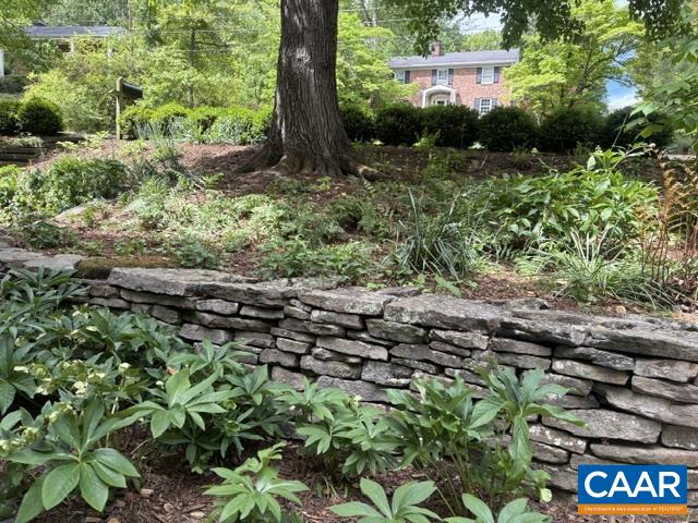 1832 YORKTOWN DR, CHARLOTTESVILLE, Virginia 22901, 4 Bedrooms Bedrooms, ,2 BathroomsBathrooms,Residential,1832 YORKTOWN DR,676624 MLS # 676624