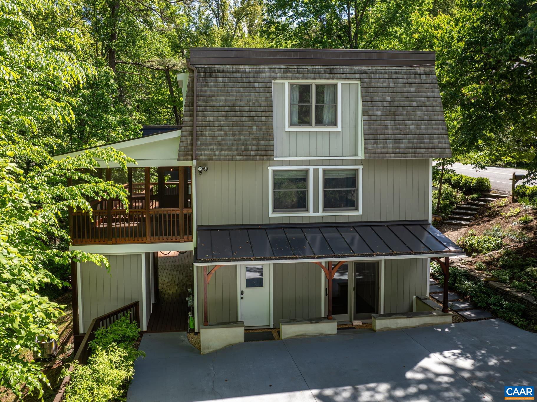 1832 YORKTOWN DR, CHARLOTTESVILLE, Virginia 22901, 4 Bedrooms Bedrooms, ,2 BathroomsBathrooms,Residential,1832 YORKTOWN DR,676624 MLS # 676624