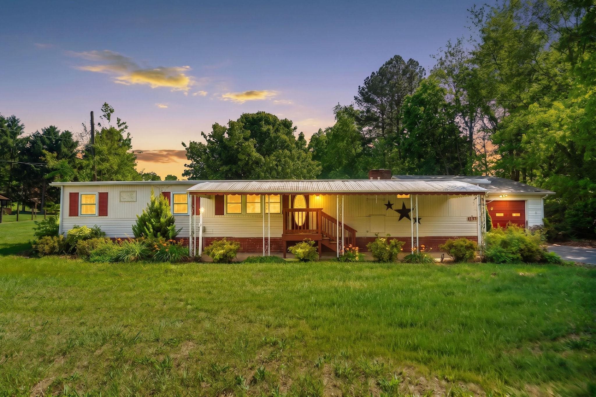 105 MINE BRANCH RD, CRIMORA, Virginia 24431, 3 Bedrooms Bedrooms, ,2 BathroomsBathrooms,Residential,105 MINE BRANCH RD,676625 MLS # 676625