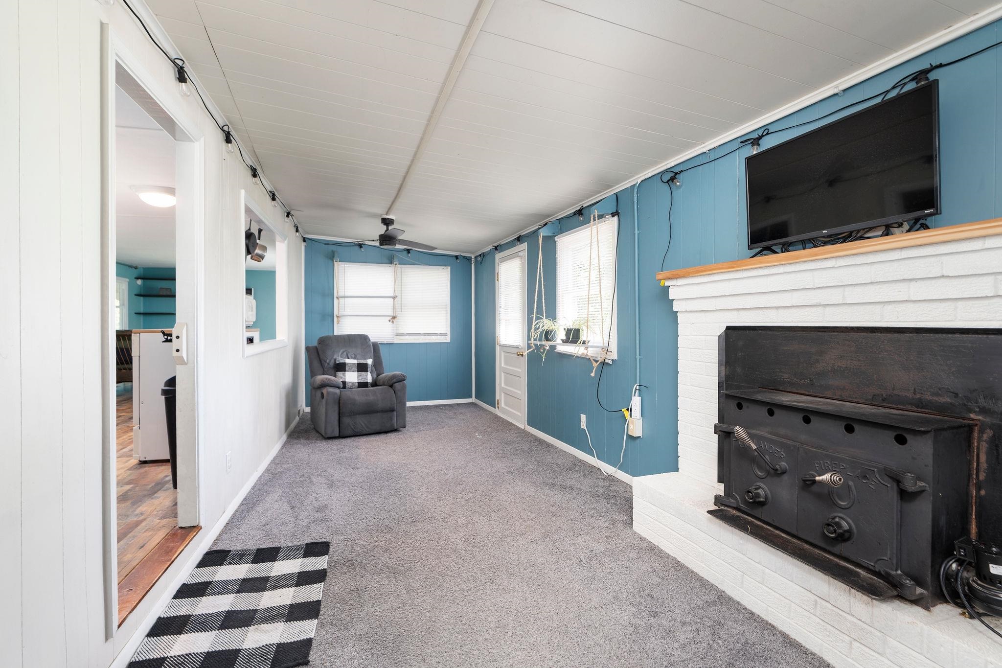 105 MINE BRANCH RD, CRIMORA, Virginia 24431, 3 Bedrooms Bedrooms, ,2 BathroomsBathrooms,Residential,105 MINE BRANCH RD,676625 MLS # 676625