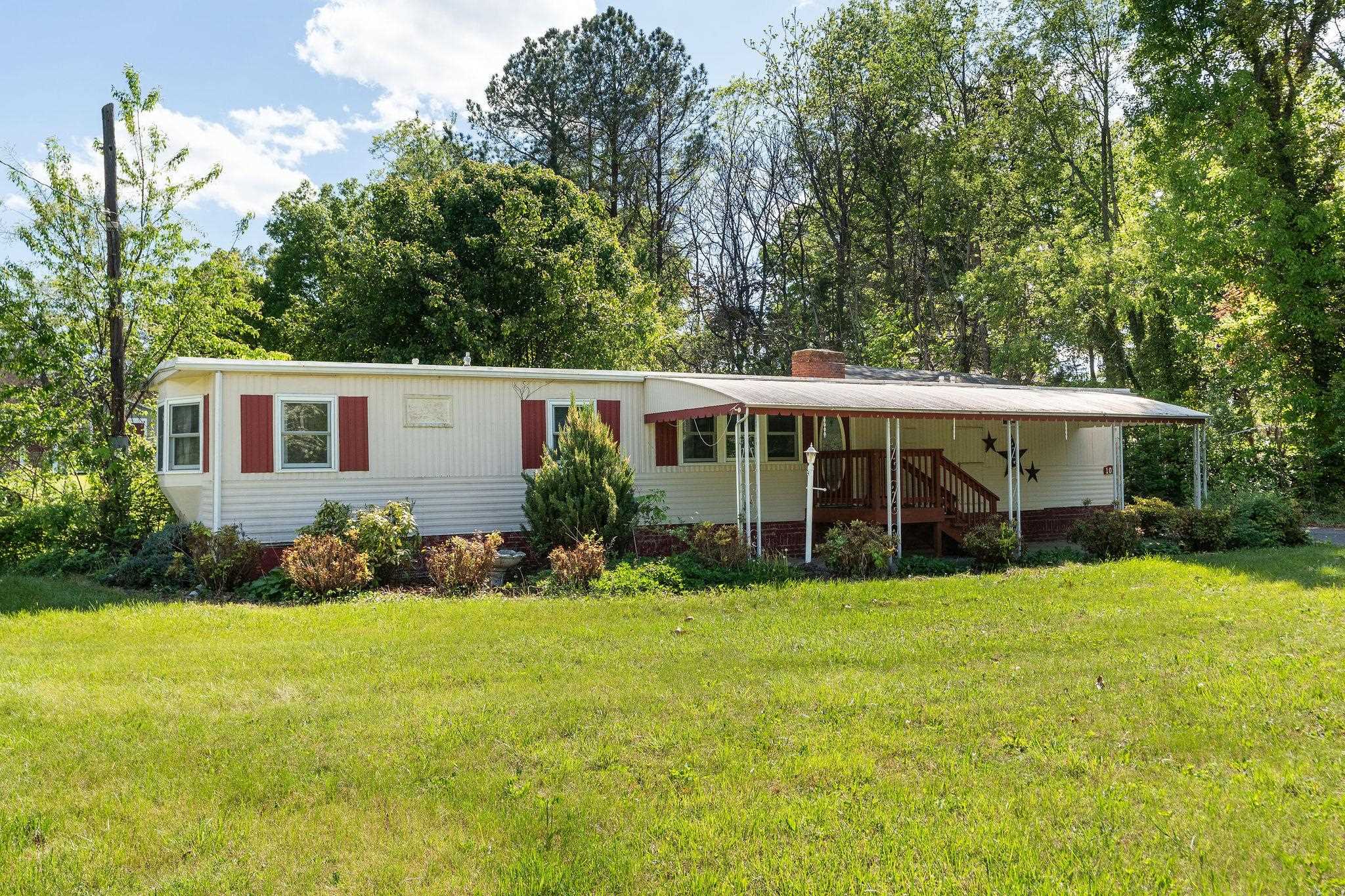 105 MINE BRANCH RD, CRIMORA, Virginia 24431, 3 Bedrooms Bedrooms, ,2 BathroomsBathrooms,Residential,105 MINE BRANCH RD,676625 MLS # 676625