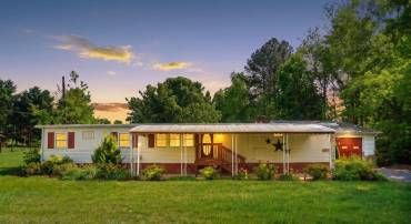 105 MINE BRANCH RD, CRIMORA, Virginia 24431, 3 Bedrooms Bedrooms, ,2 BathroomsBathrooms,Residential,105 MINE BRANCH RD,676625 MLS # 676625