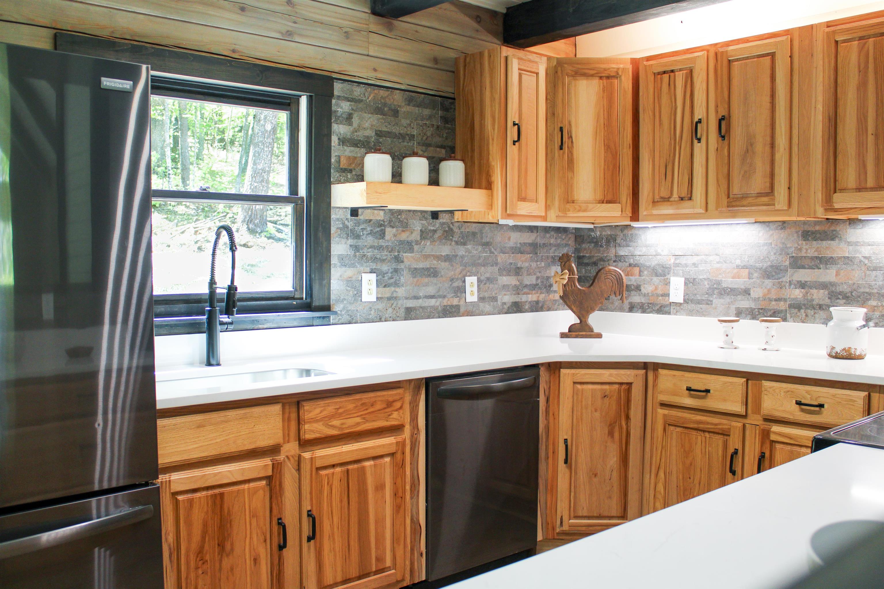 910 LOVE RD, LYNDHURST, Virginia 22952, 4 Bedrooms Bedrooms, ,3 BathroomsBathrooms,Residential,910 LOVE RD,676626 MLS # 676626