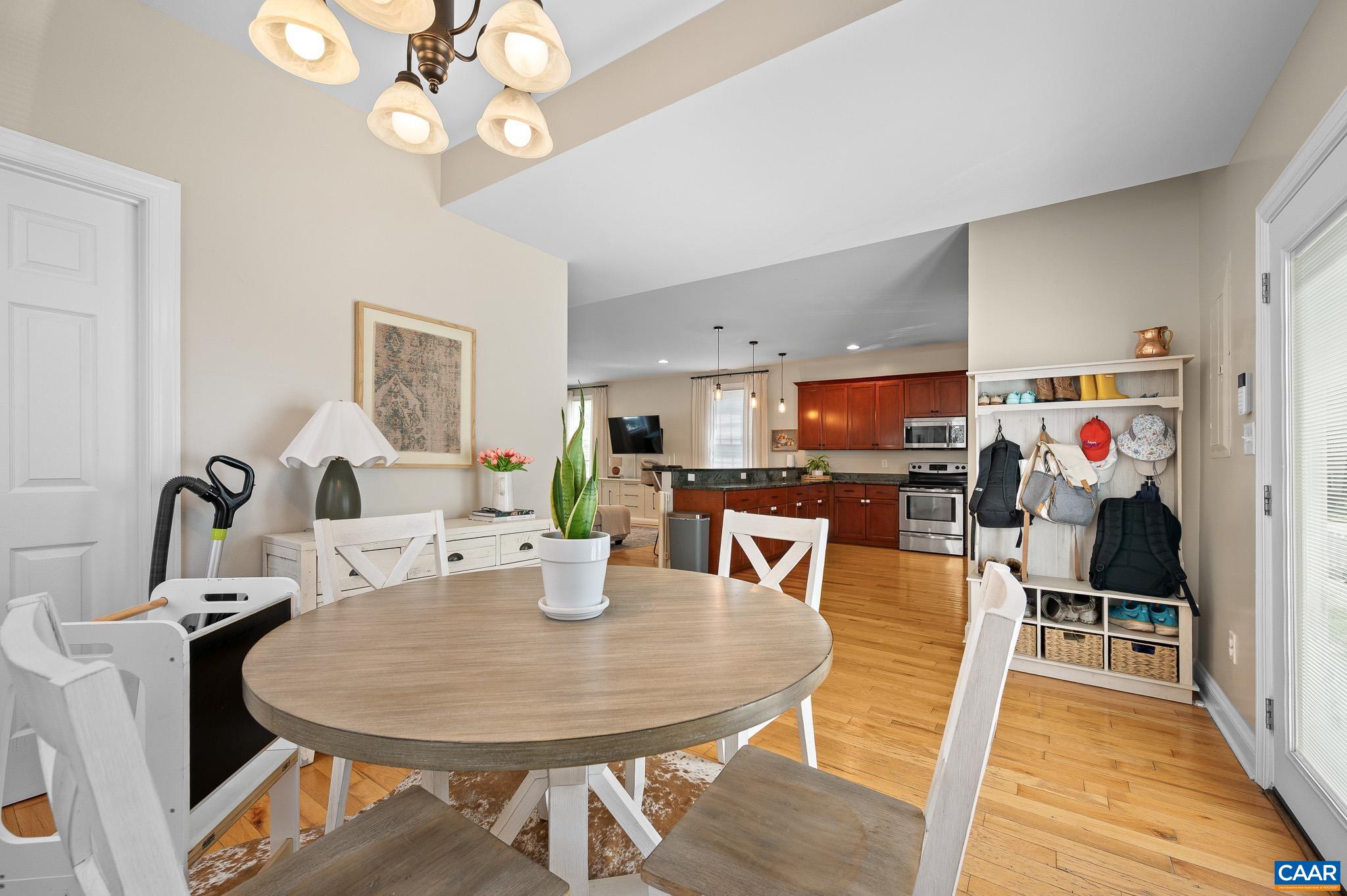 743 COUNTRY GREEN RD, CHARLOTTESVILLE, Virginia 22903, 3 Bedrooms Bedrooms, ,2 BathroomsBathrooms,Residential,743 COUNTRY GREEN RD,676627 MLS # 676627