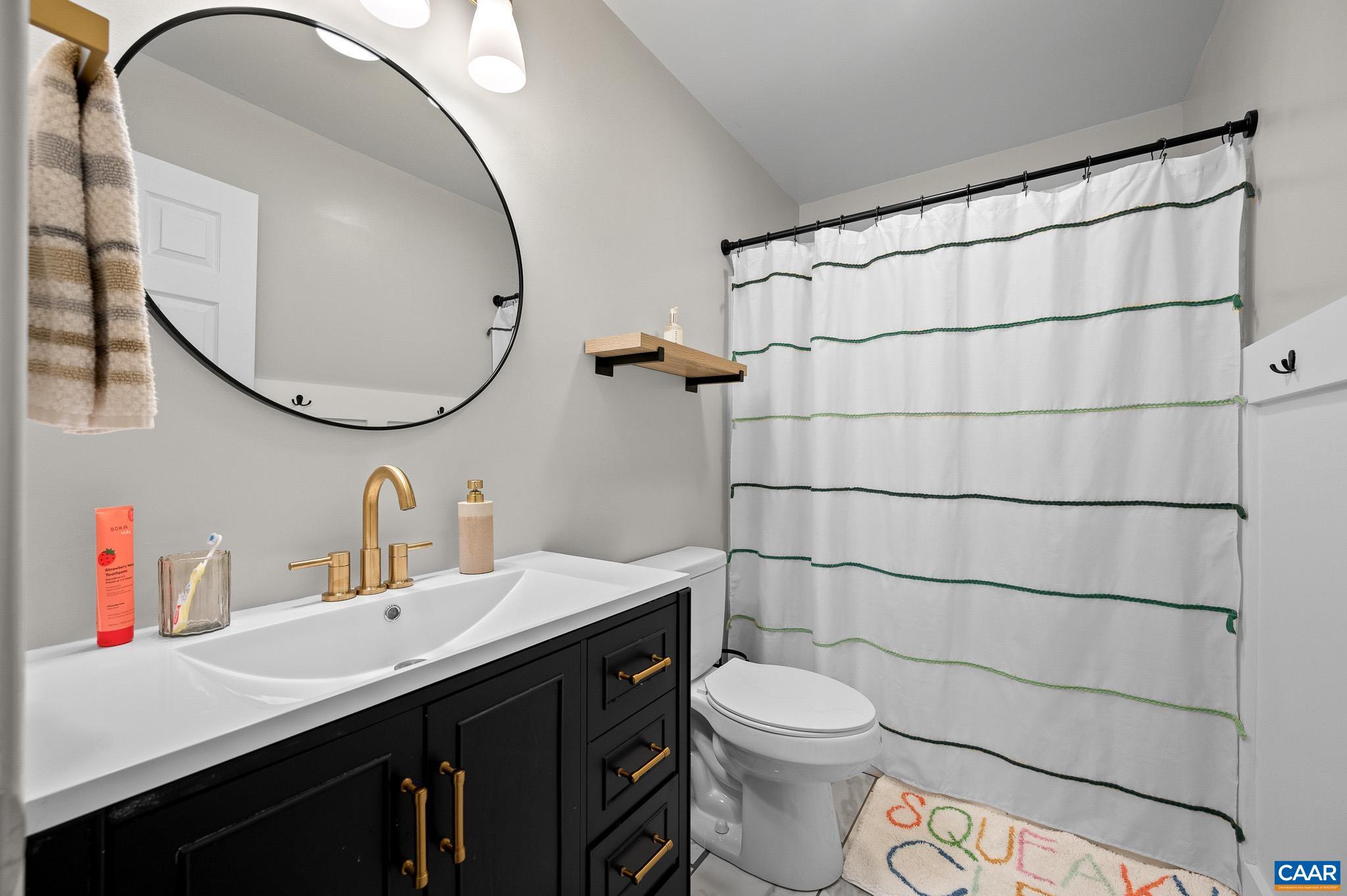 743 COUNTRY GREEN RD, CHARLOTTESVILLE, Virginia 22903, 3 Bedrooms Bedrooms, ,2 BathroomsBathrooms,Residential,743 COUNTRY GREEN RD,676627 MLS # 676627