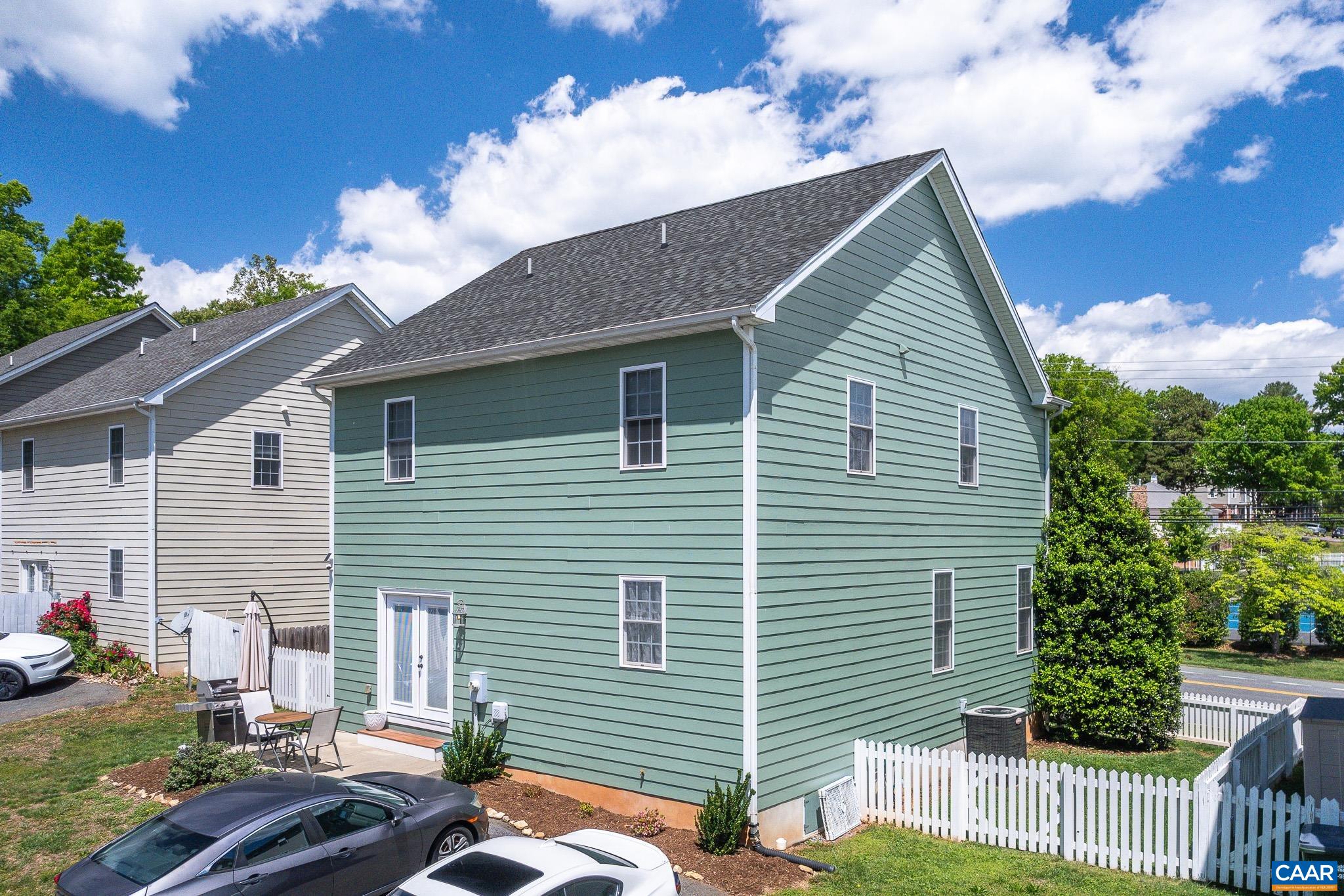 743 COUNTRY GREEN RD, CHARLOTTESVILLE, Virginia 22903, 3 Bedrooms Bedrooms, ,2 BathroomsBathrooms,Residential,743 COUNTRY GREEN RD,676627 MLS # 676627