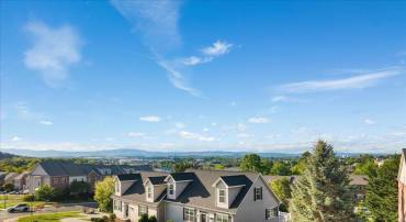 321 BLUE STONE HILLS DR, HARRISONBURG, Virginia 22801, 4 Bedrooms Bedrooms, ,3 BathroomsBathrooms,Residential,321 BLUE STONE HILLS DR,676629 MLS # 676629