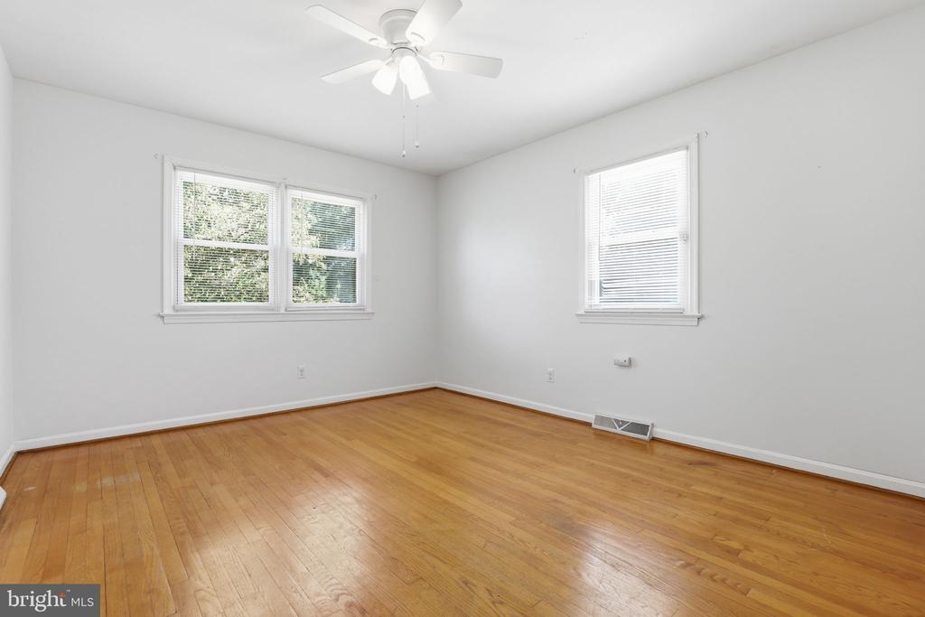 5912 WATSON LN, FREDERICKSBURG, Virginia 22407, 4 Bedrooms Bedrooms, ,2 BathroomsBathrooms,Residential,5912 WATSON LN,VASP2041158 MLS # VASP2041158