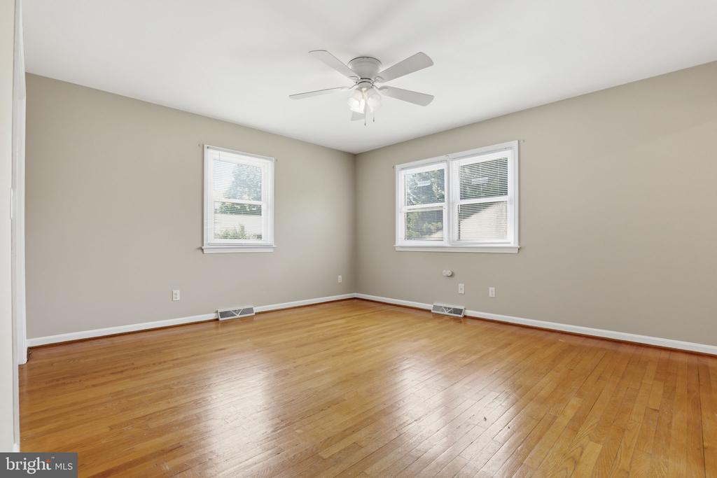 5912 WATSON LN, FREDERICKSBURG, Virginia 22407, 4 Bedrooms Bedrooms, ,2 BathroomsBathrooms,Residential,5912 WATSON LN,VASP2041158 MLS # VASP2041158