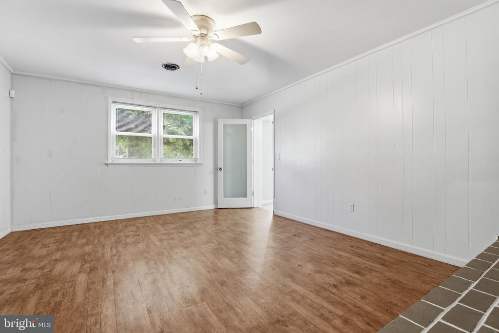 5912 WATSON LN, FREDERICKSBURG, Virginia 22407, 4 Bedrooms Bedrooms, ,2 BathroomsBathrooms,Residential,5912 WATSON LN,VASP2041158 MLS # VASP2041158